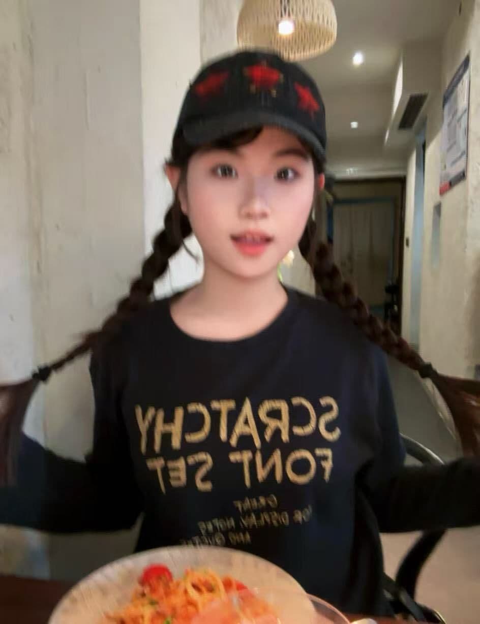 봄 가을 새로운 이후 패키지 칼라 긴팔 라운드 넥 티셔츠 알파벳 프린트 맨위 상세 이미지 2