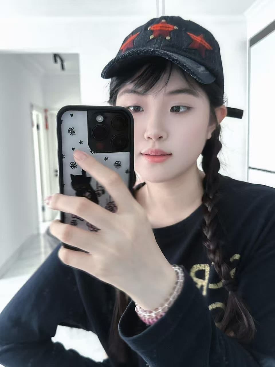 봄 가을 새로운 이후 패키지 칼라 긴팔 라운드 넥 티셔츠 알파벳 프린트 맨위 상세 이미지 4