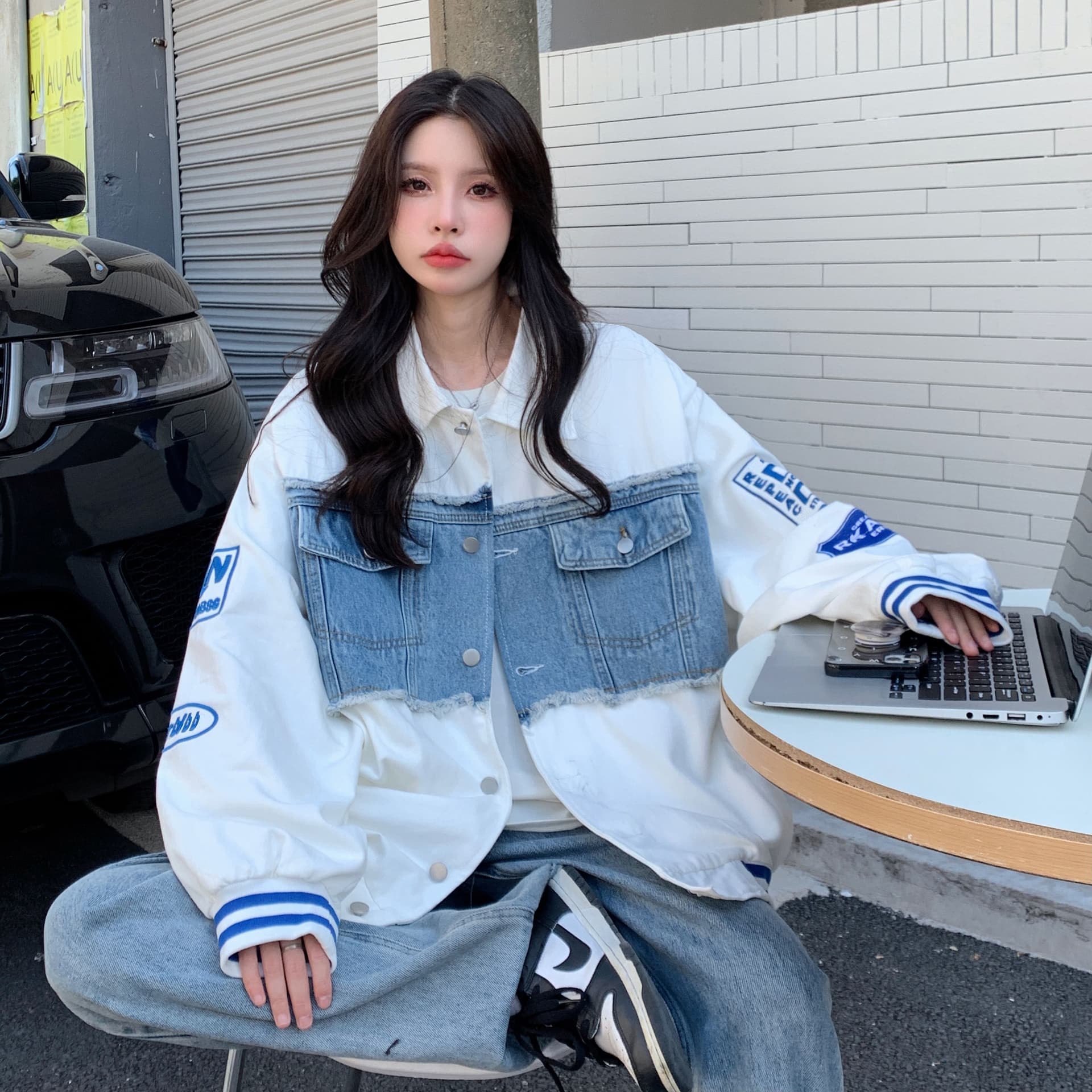 새로운 원본 데님 원단 플러스 네리 데님 재킷 자수 야구 유니폼 재킷 여자 상세 이미지 15