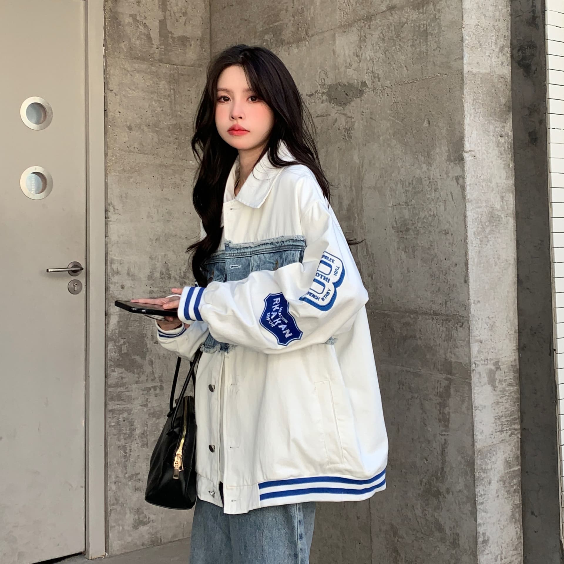 새로운 원본 데님 원단 플러스 네리 데님 재킷 자수 야구 유니폼 재킷 여자 상세 이미지 22