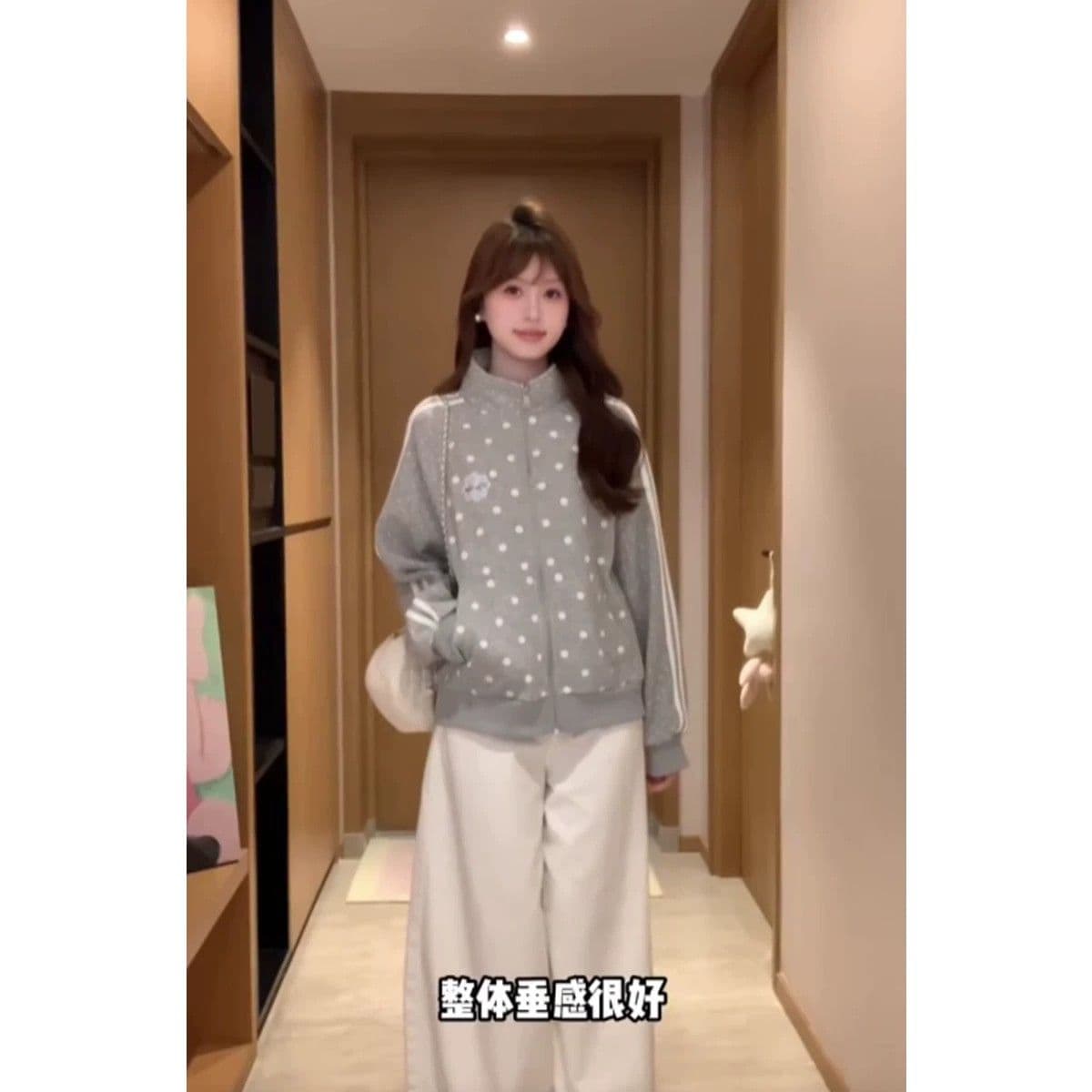 새로운 한 부서 자이언트 잘 생긴 도트 무늬 여성 코트 가을 루즈핏 캐주얼 고급 센스 스트라이프 야구 유니폼 재킷 상세 이미지 1