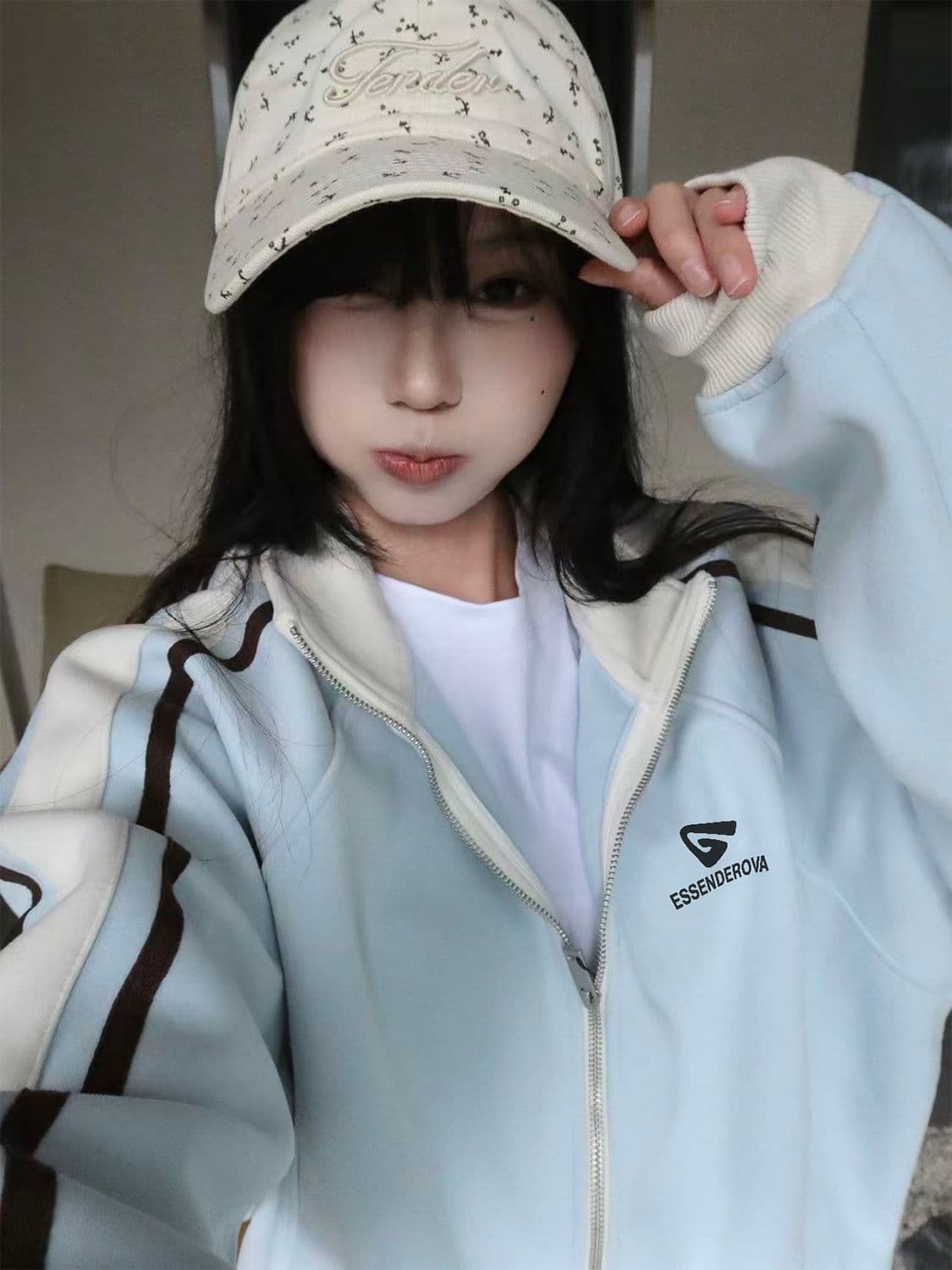 새로운 미니멀리즘 스탠드 칼라 3개 바 후드티 여성 가을 겨울 루즈핏 슬림해 보이는 털이 있는 지퍼 오픈 가디건 출퇴근 재킷 상세 이미지 2