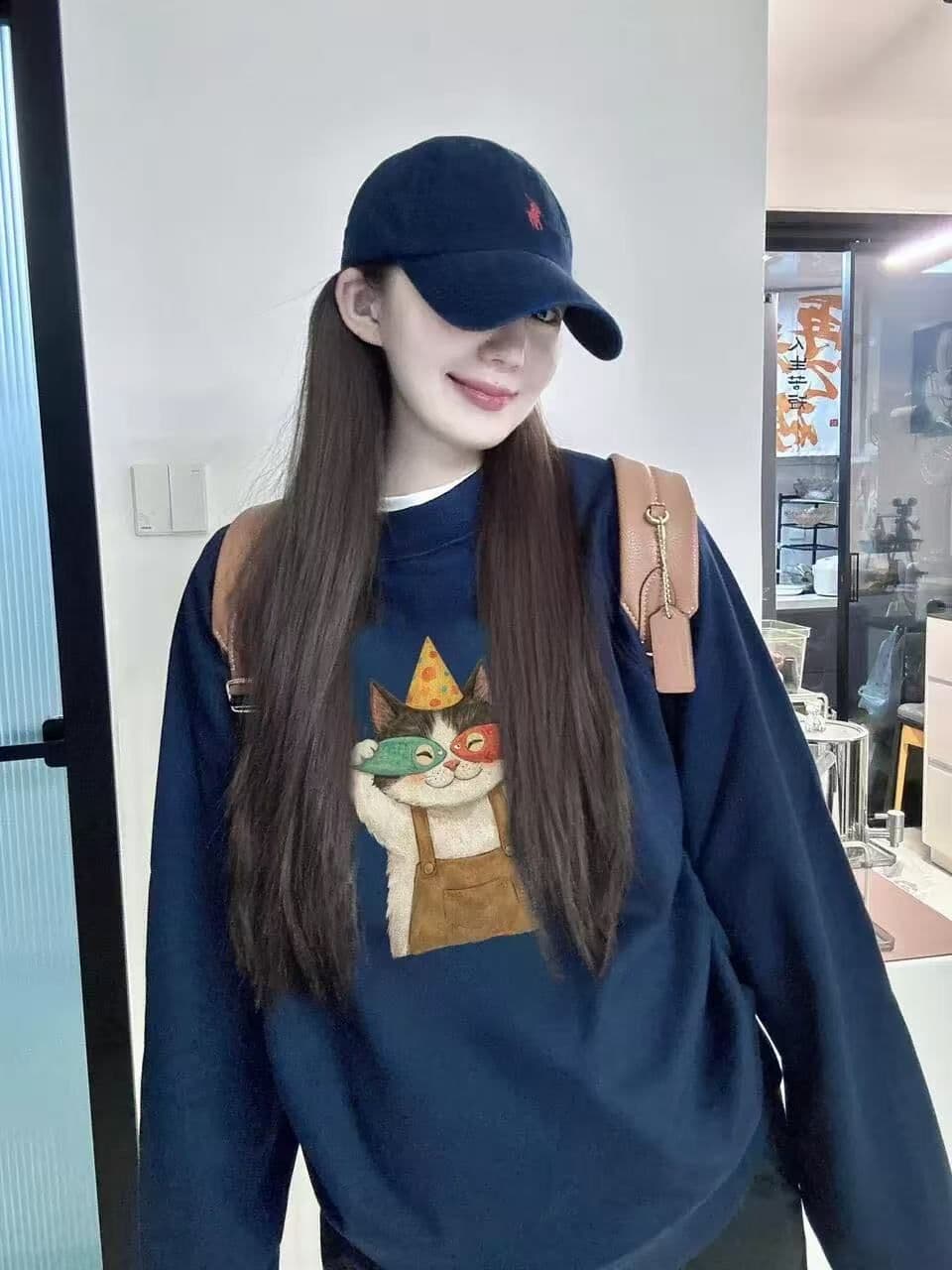 새로운 생방송 품질 복합 얇은 스타일 은 여우 플러시 털이 있는 라운드 넥 고양이 프린트