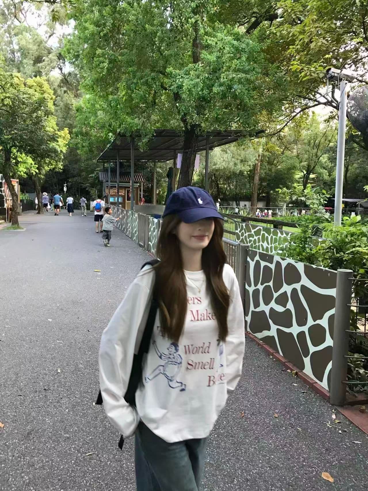 봄 가을 새로운 이후 패키지 칼라 긴팔 라운드 넥 티셔츠 만화 알파벳 프린트 상세 이미지 6
