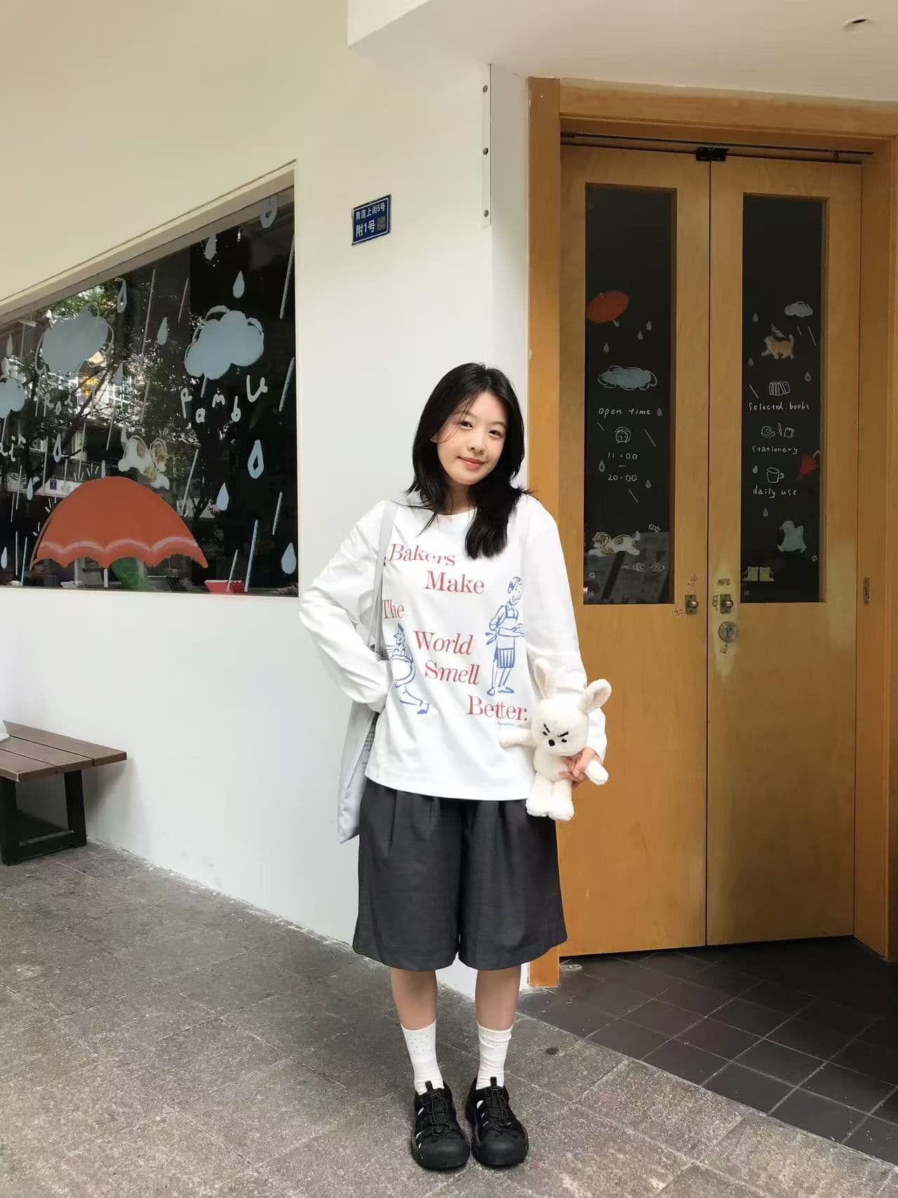 봄 가을 새로운 이후 패키지 칼라 긴팔 라운드 넥 티셔츠 만화 알파벳 프린트 상세 이미지 9