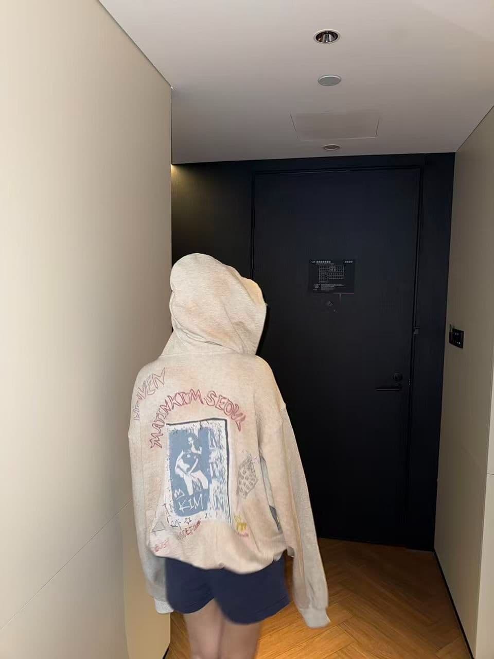 새로운 가을 겨울 복합 우유 실크 은 여우 플러시 지퍼 재킷 뒤로 프린트 이미지 2