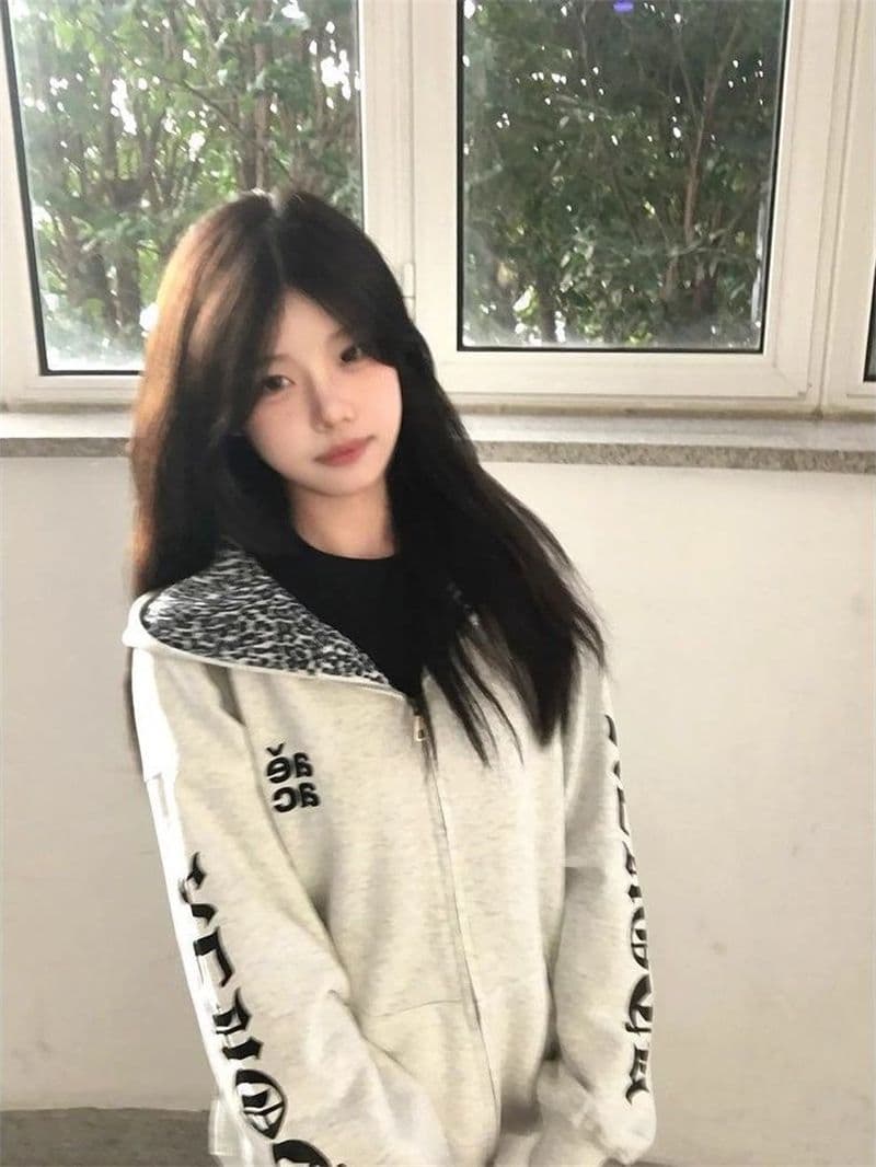 새로운 얇은 스타일 털이 있는 원본 솜씨 인사이드 그리기 자수 후드티 여성 상세 이미지 4
