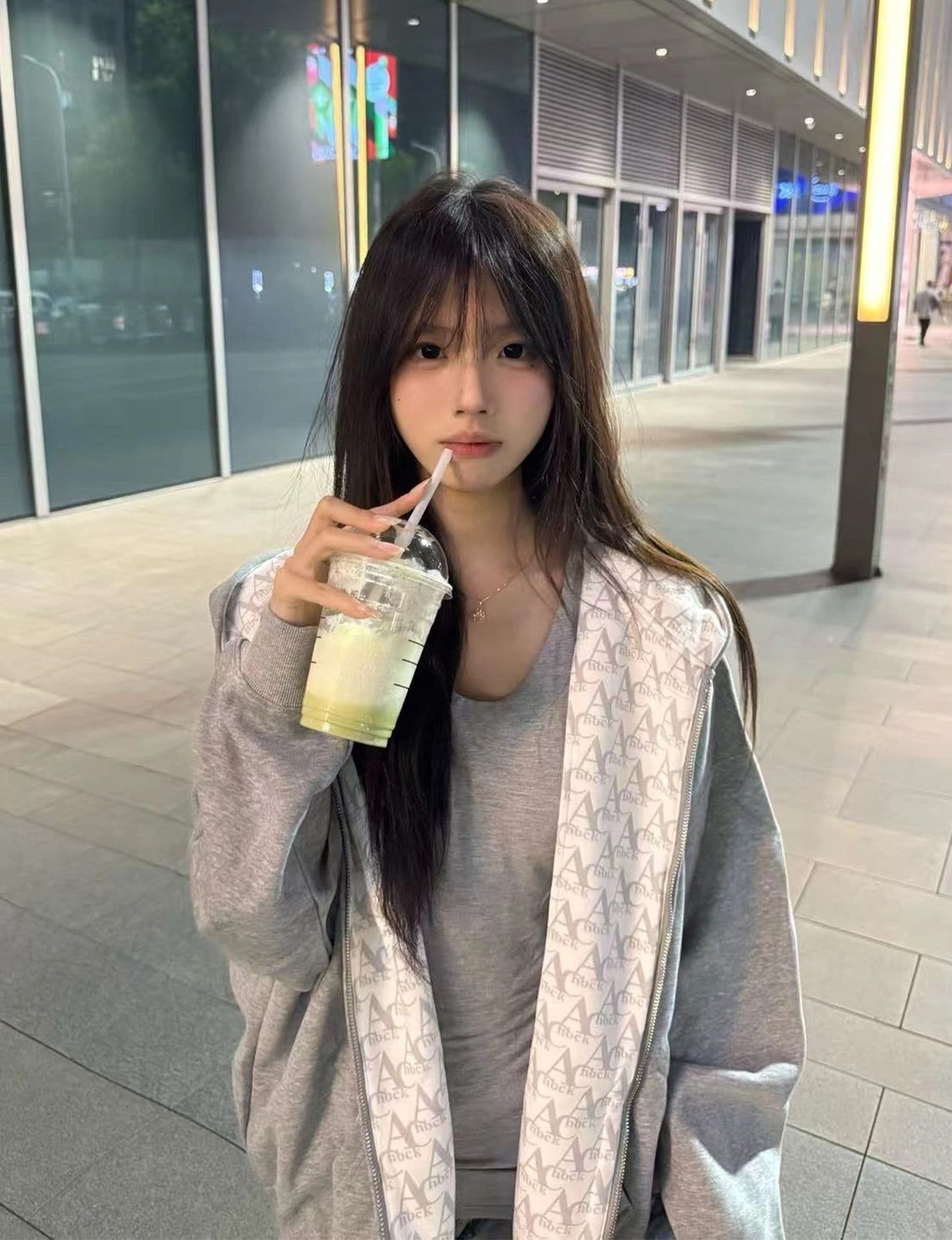 새로운 얇은 스타일 인사이드 그리기 원본 솜씨 자수 후드 티 스웨터 여성 이미지 2