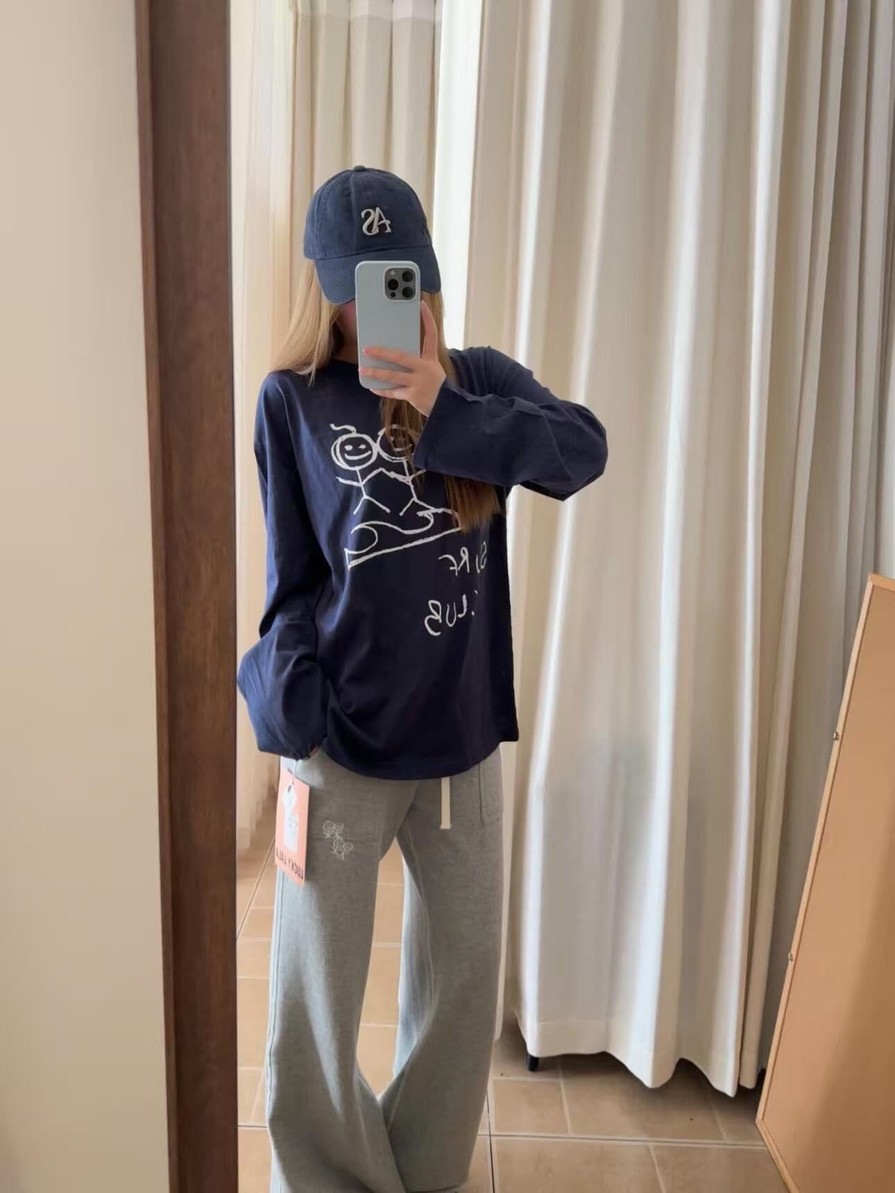 봄 가을 새로운 이후 패키지 칼라 긴팔 라운드 넥 티셔츠 낙서 작은 남자 프린트 상세 이미지 3