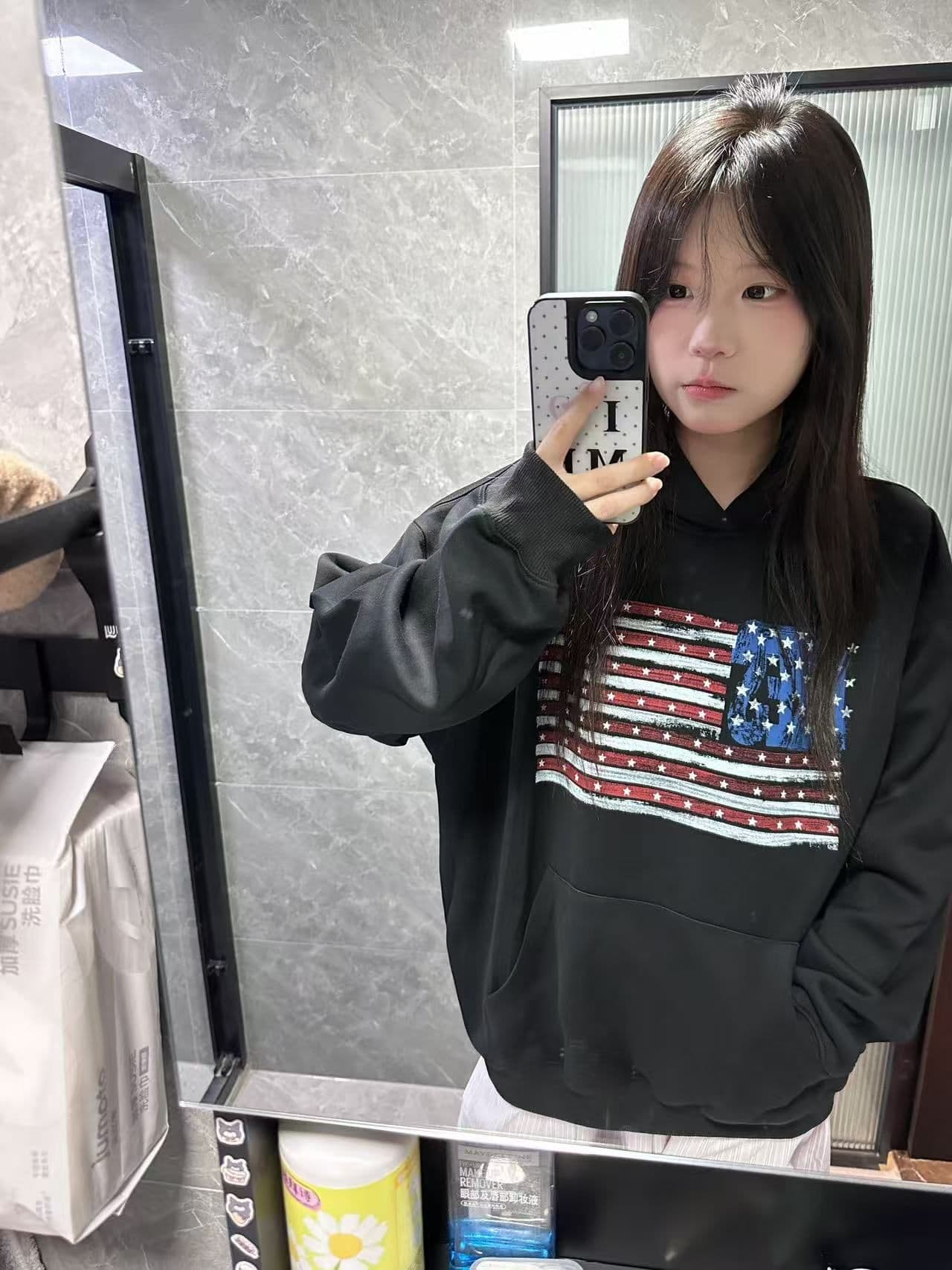 새로운 생방송 품질 복합 얇은 스타일 은 여우 플러시 털이 있는 후드 배너 알파벳