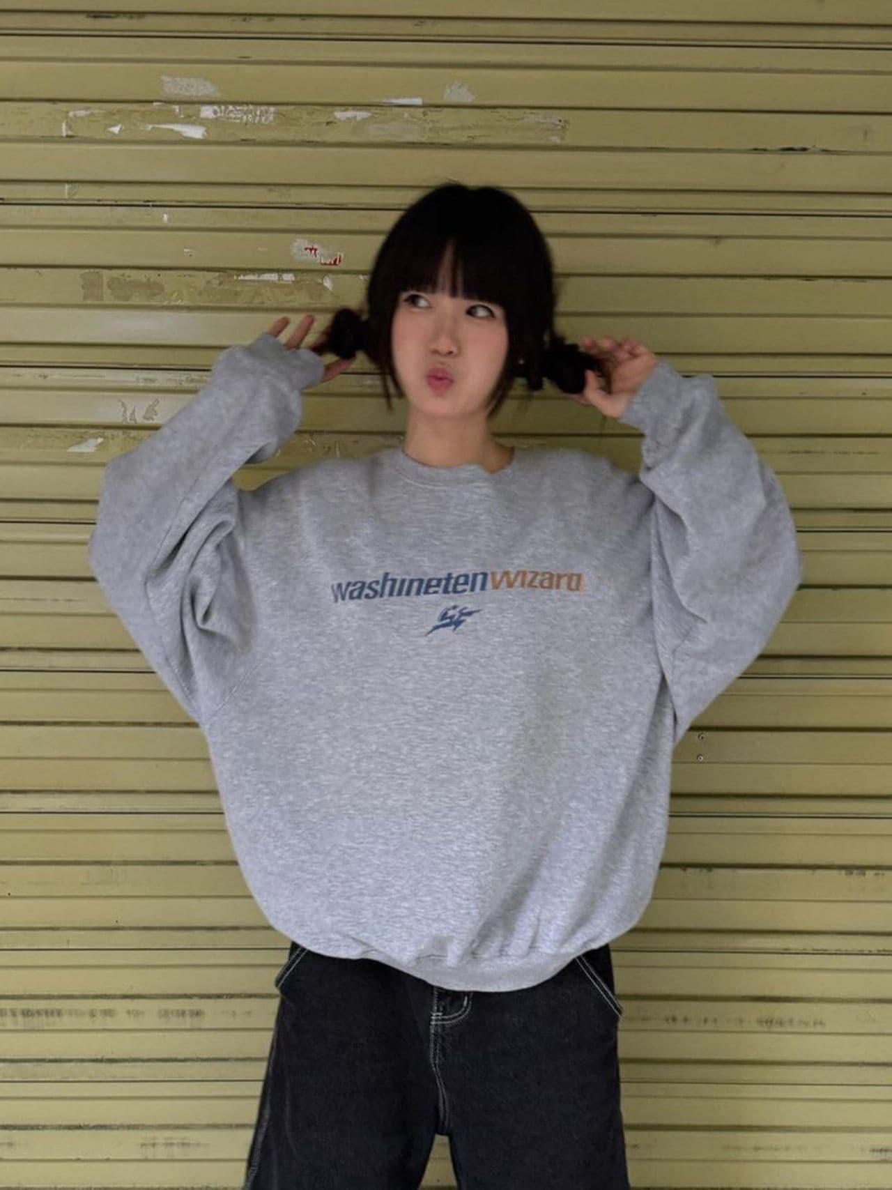새로운 생방송 품질 복합 얇은 스타일 그램 은 여우 플러시 털이 있는 라운드 넥 알파벳 프린트