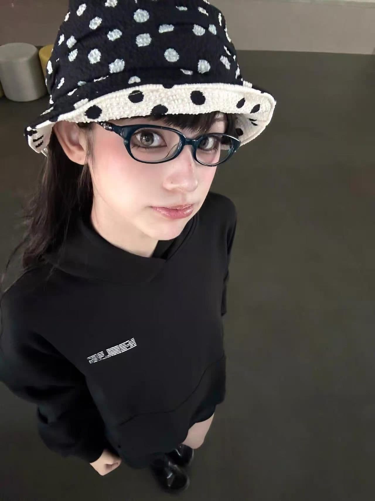 새로운 생방송 품질 복합 얇은 스타일 은 여우 플러시 털이 있는 후드 뒤로 알파벳 이미지 2