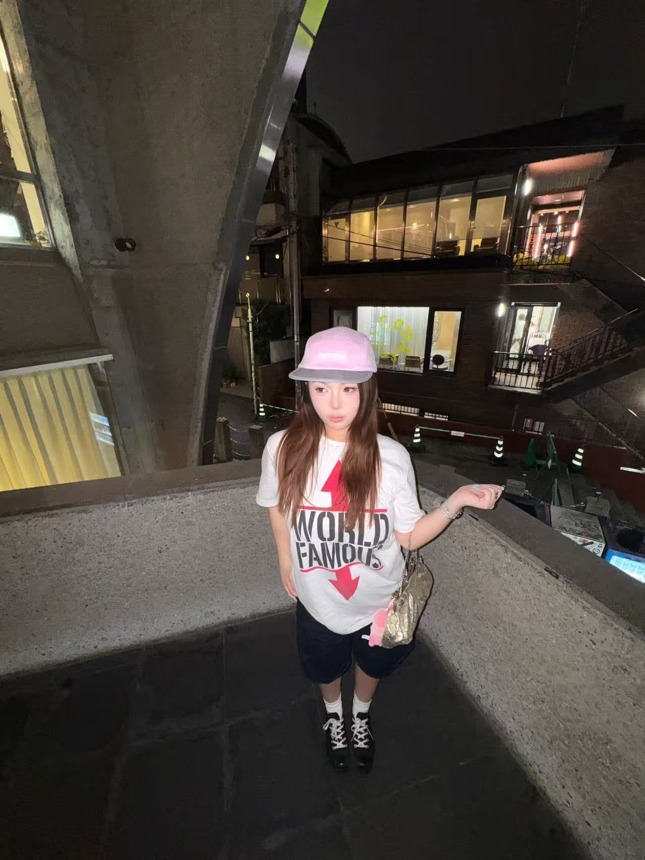 새로운 생방송 품질 이후 패키지 칼라 반팔 티셔츠 알파벳 프린트 맨위 상세 이미지 3