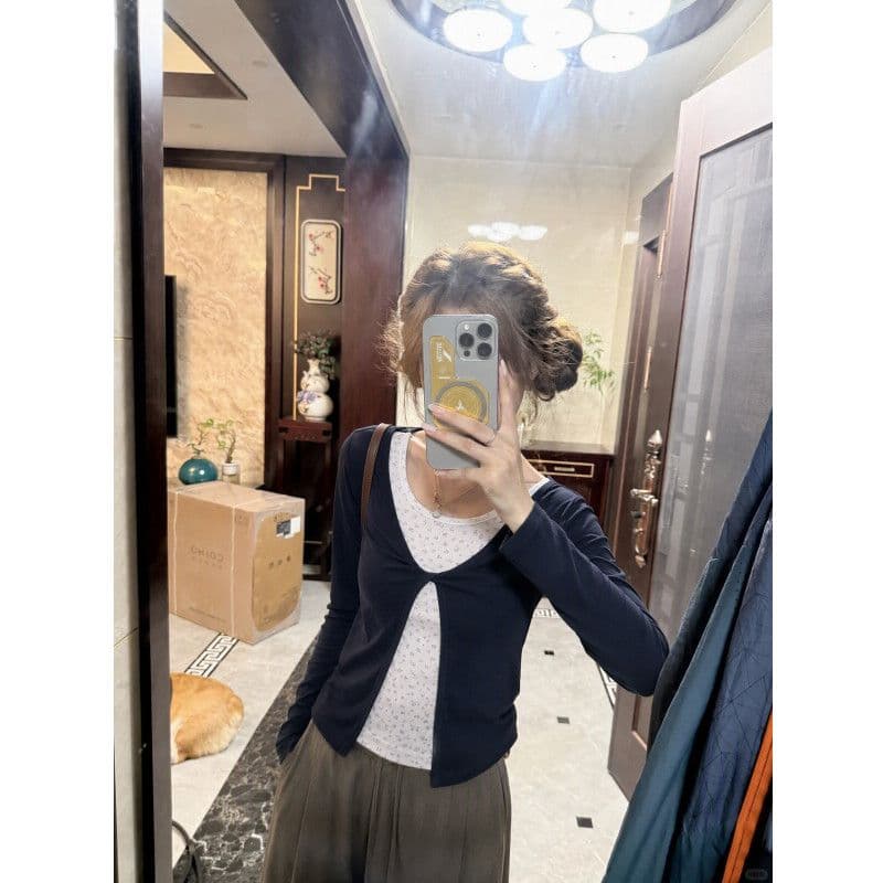 새로운 흔들어서 톤 품질 원본 자카드 한 부서 꽃무늬 패치워크 페이크 레이어드 긴팔 티셔츠 여성 상세 이미지 2