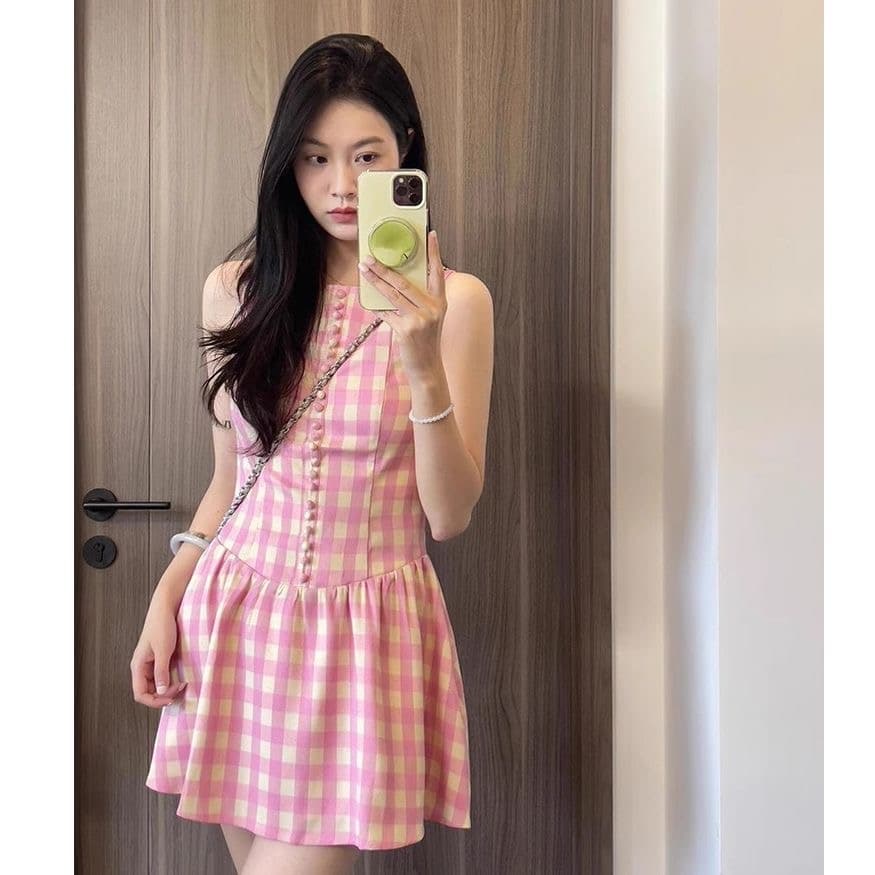 프랑스식 달콤함 핑크색 체크무늬 드레스 2025 여름 새로운 신선함 연령 감소 슬림해 보이는 민소매 허리 수축 드레스 이미지 5
