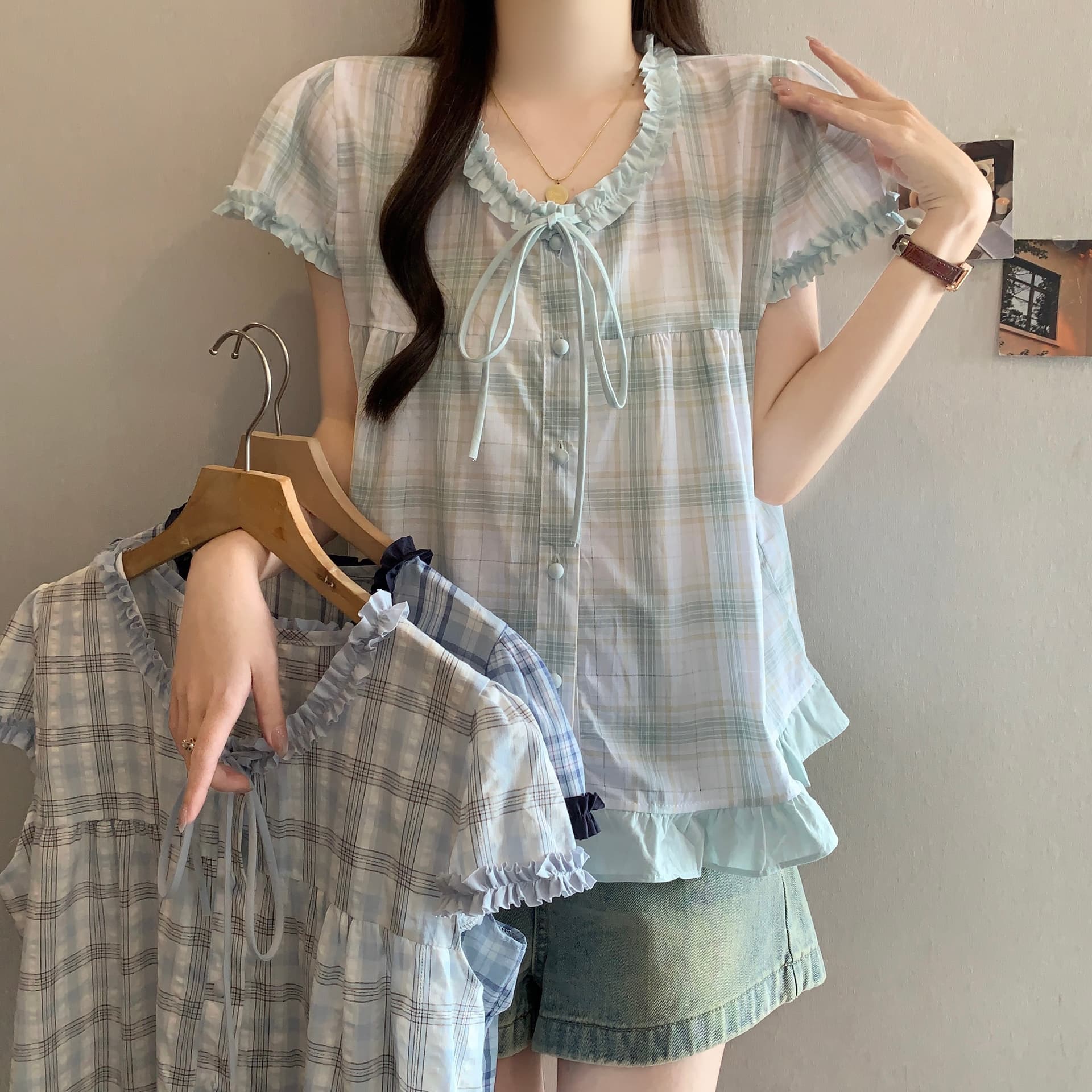 작은 청신 밝은 녹색 체크무늬 프릴 반팔 여성 셔츠 여름 한 물품 달콤함 연령 감소 디자인 센스 작은 셔츠 맨위 이미지 2