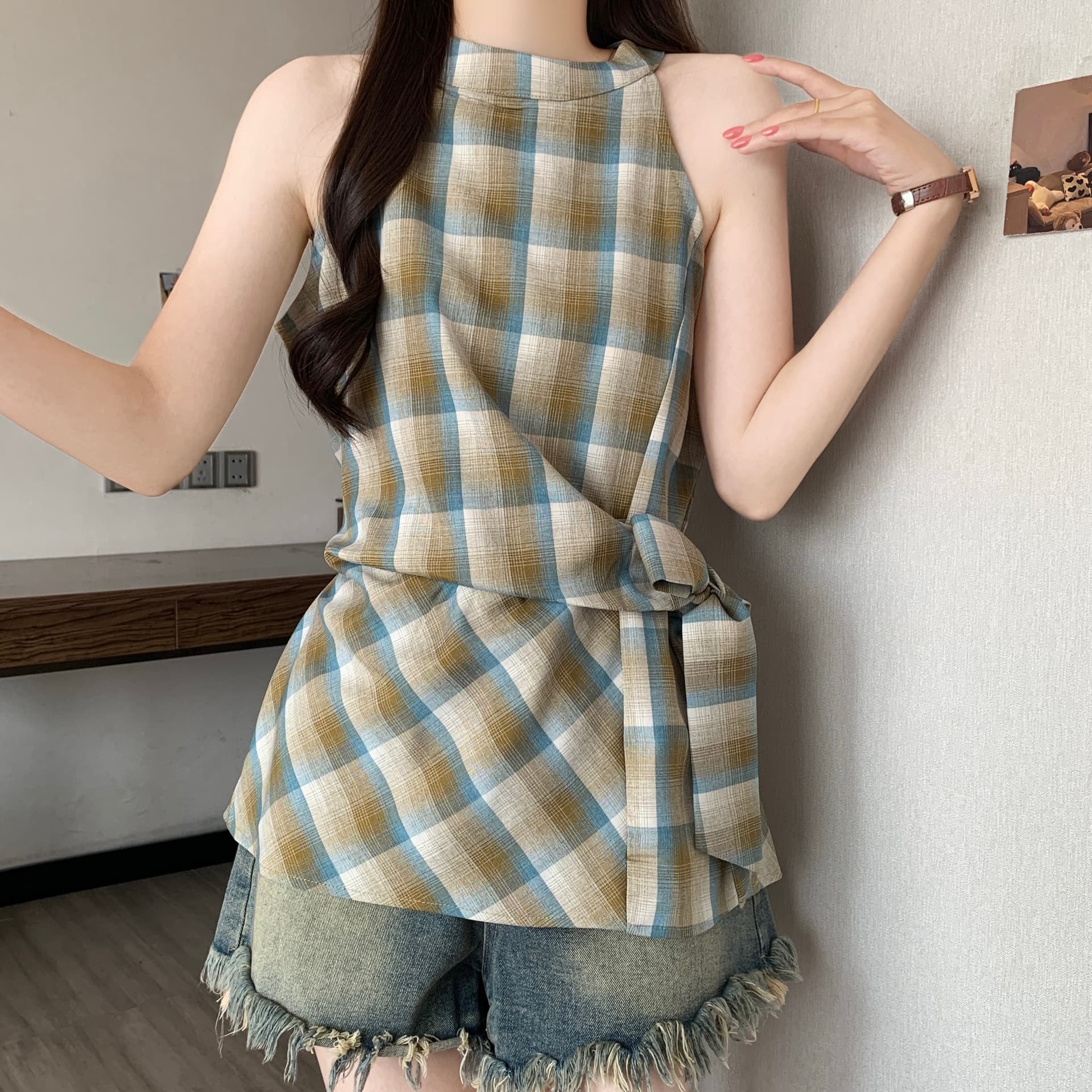 레트로 빨간색 체크무늬 라운드 넥 민소매 여성 셔츠 스트랩 허리 수축 빅 사이즈 조끼 여름 한국 스타일 외국 가스 작은 셔츠 맨위 상세 이미지 19