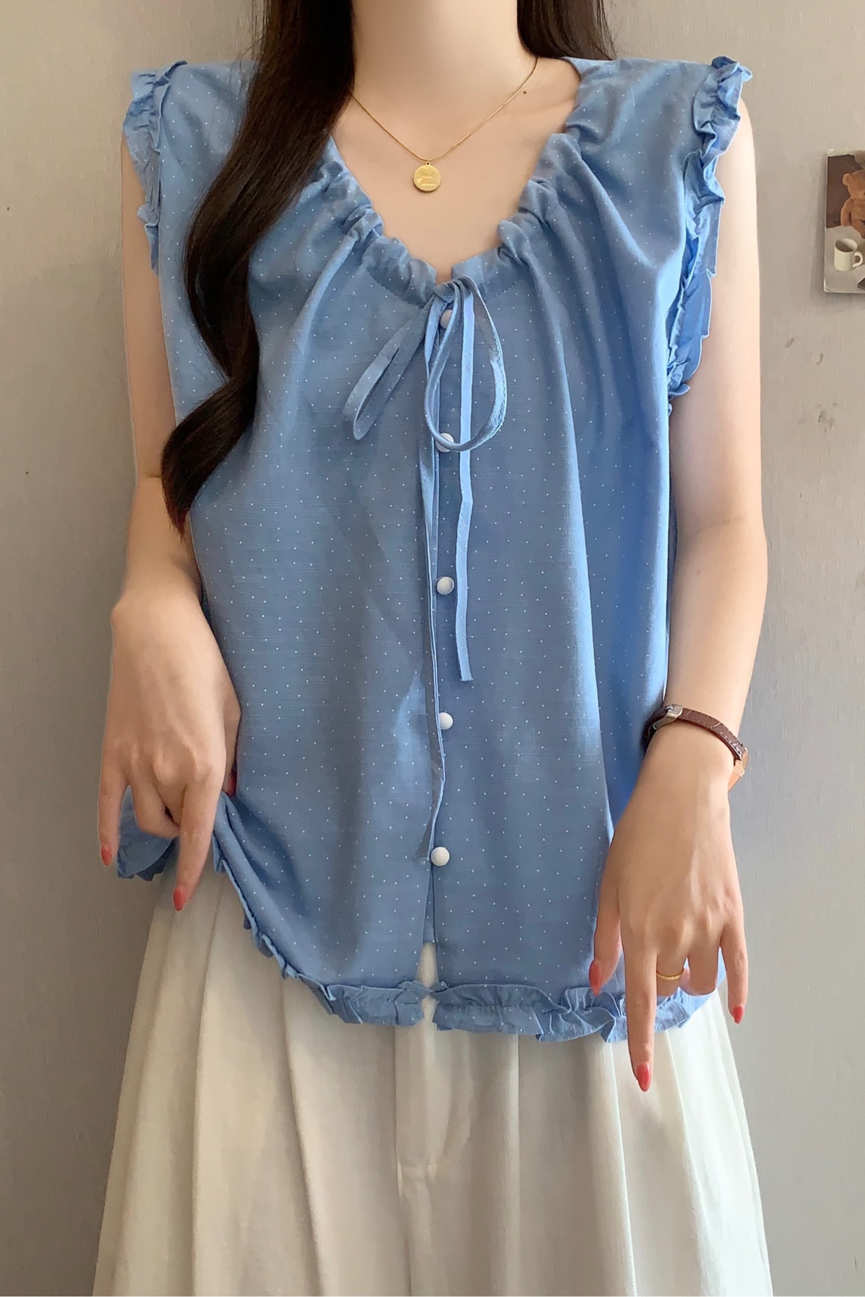 파란색 민소매 여성 셔츠 여름 순수한 소녀 센스 한 부서 착용 가져 가라. 프릴 조끼 작은 날다 소매 맨위 인형 셔츠 이미지 6