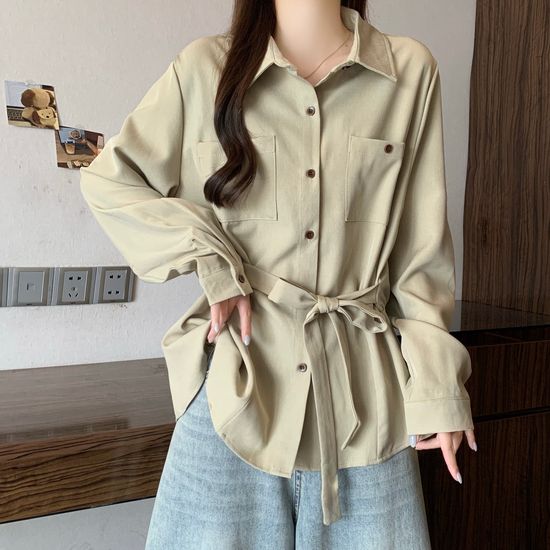 오래된 돈 바람 품격 POLO 칼라 긴팔 여성 셔츠 가을 새로운 루즈핏 허리 수축 레이스업 셔츠 중간 길이 맨위 상세 이미지 5