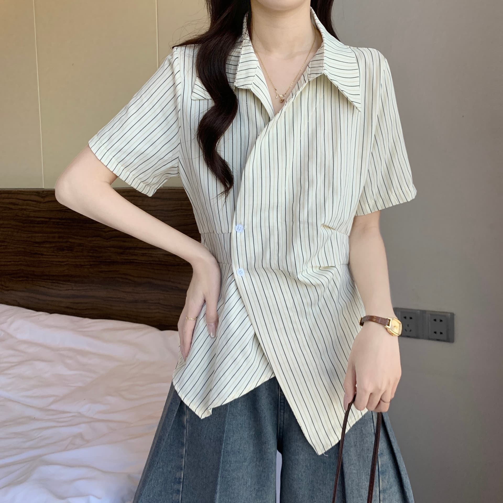 빅 사이즈 여성 의류 한국 스타일 불규칙 품격 V넥 스트라이프 허리 수축 반팔 셔츠 여름 지방 mm 슬림해 보이는 다용도 맨위 상세 이미지 21