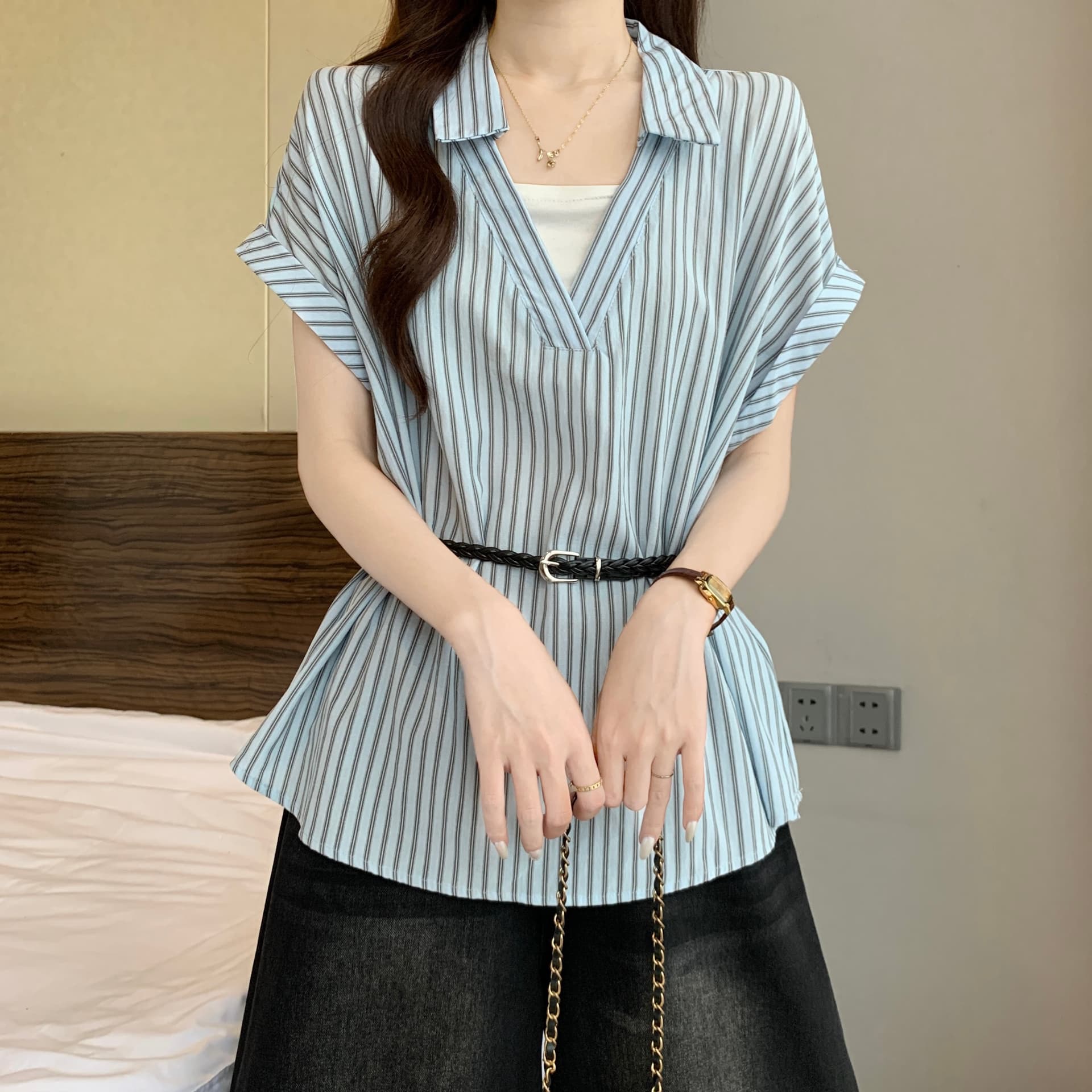빅 사이즈 디자인 센스 끈 스트라이프 페이크 레이어드 반팔 여성 셔츠 여름 지방 mm 루즈핏 표지 배 허리 수축 맨위 이미지 4