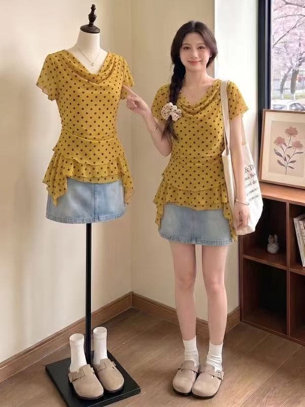 프랑스식 고급 센스 패션 도트 무늬 흔들다 칼라 프릴 반팔 티셔츠 여성 2026 여름 새로운 슬림해 보이는 맨위 트렌디