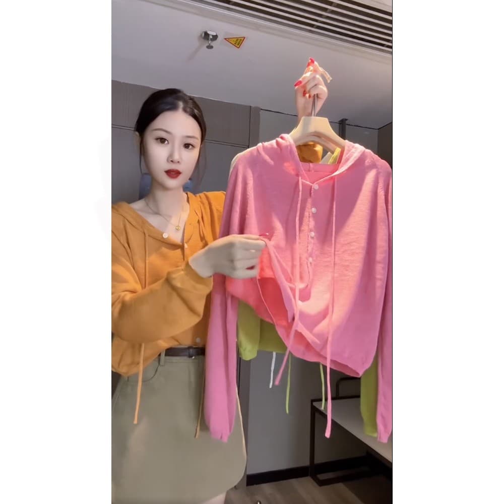2026 가을 느긋한 바람 후드 단추 고유 한 긴팔 블라우스 여성 빅 사이즈 루즈핏 슬림해 보이는 캐주얼 니트 맨위 상세 이미지 1