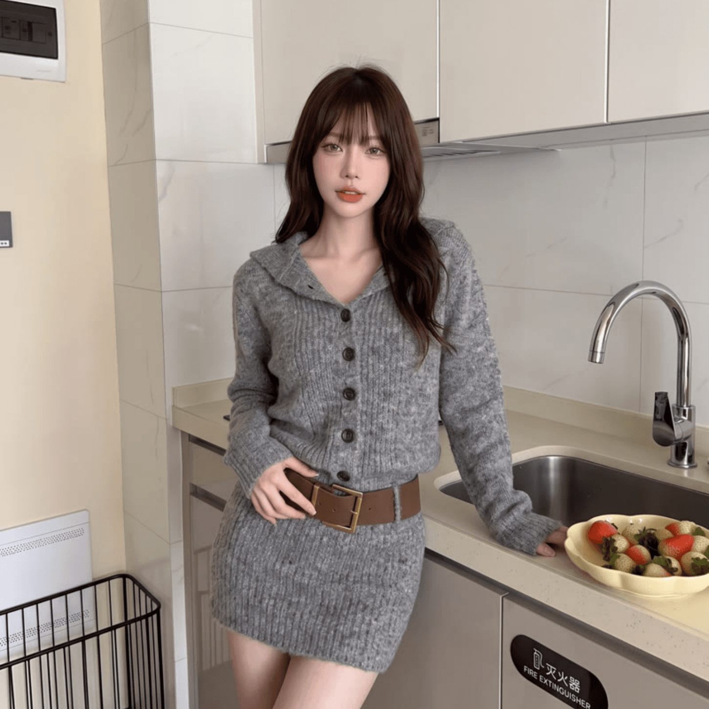 회색 폴로 칼라 스웨터 니트 여성 드레스 가을 한국 스타일 핫걸 바람 작은 키 섹시함 몸매 가꾸기 타이트 스커트 미니 스커트 상세 이미지 1