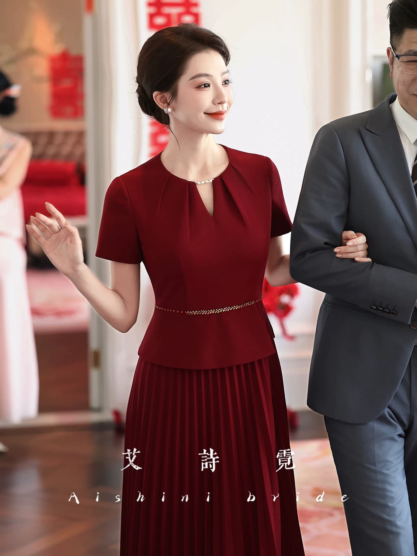 안녕하세요. 시어머니 결혼 연회 고급 비싼 가스 예복 2026 새로운 슬림해 보이는 빛 럭셔리 드레스 이미지 2