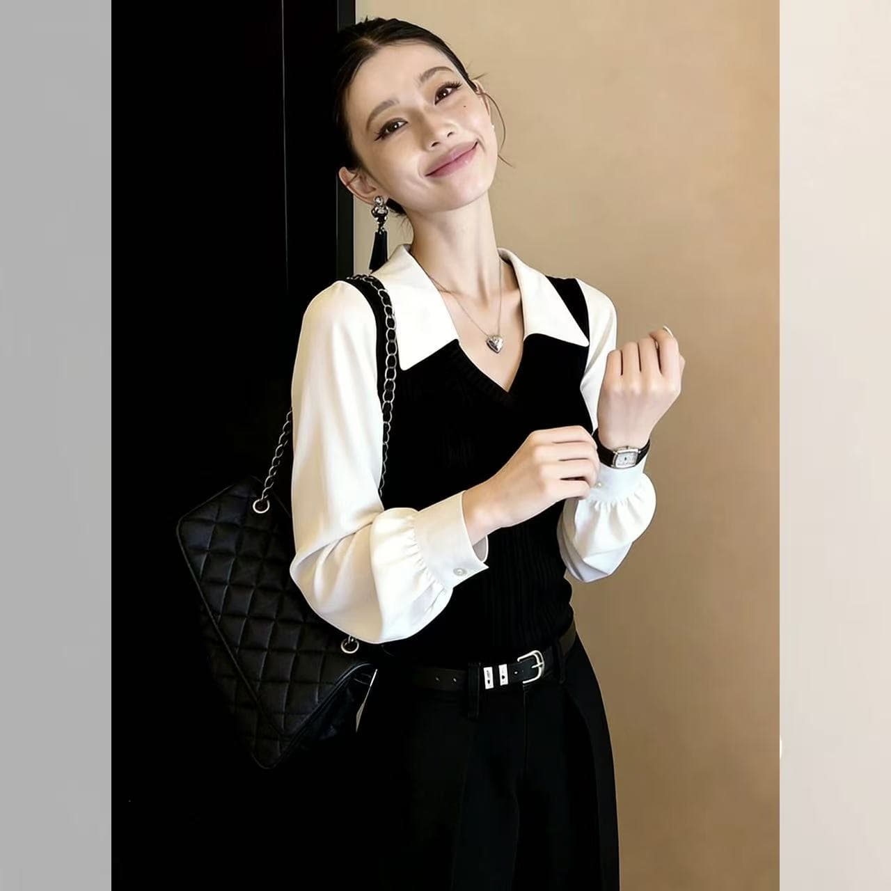 검정색 벌룬 소매 폴로 칼라 패치워크 페이크 레이어드 몸매 가꾸기 여성 셔츠 2026 봄 프랑스식 품격 오래된 돈 바람 맨위 상세 이미지 2