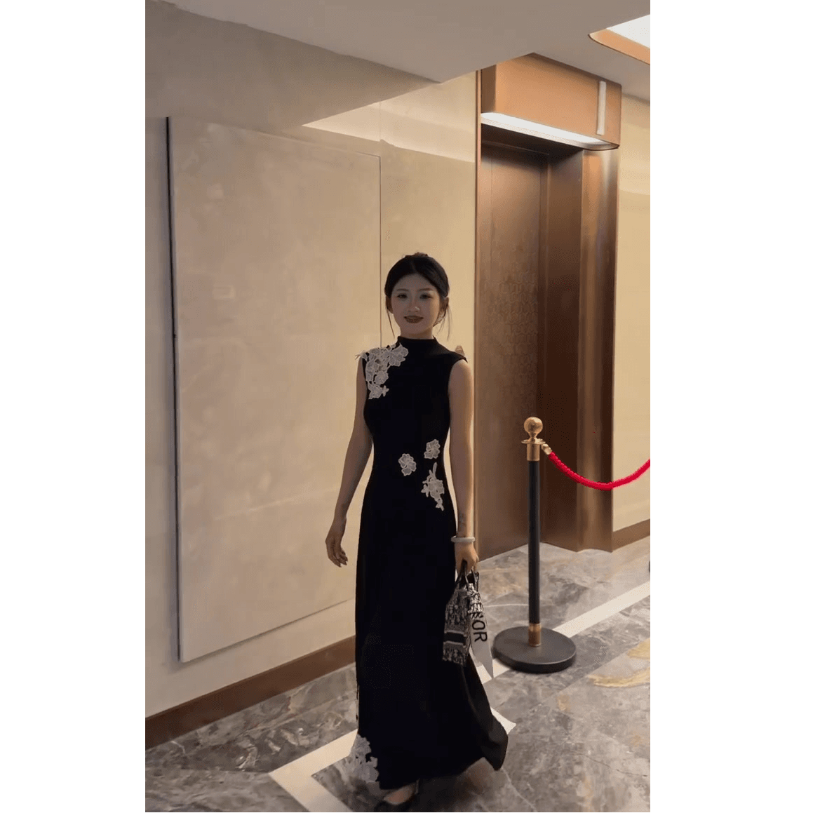 새로운 중식 스탠드 칼라 레이스 자수 니트 드레스 여름 도루 센스 하이웨이스트 슬림해 보이는 길다 치마 상세 이미지 1