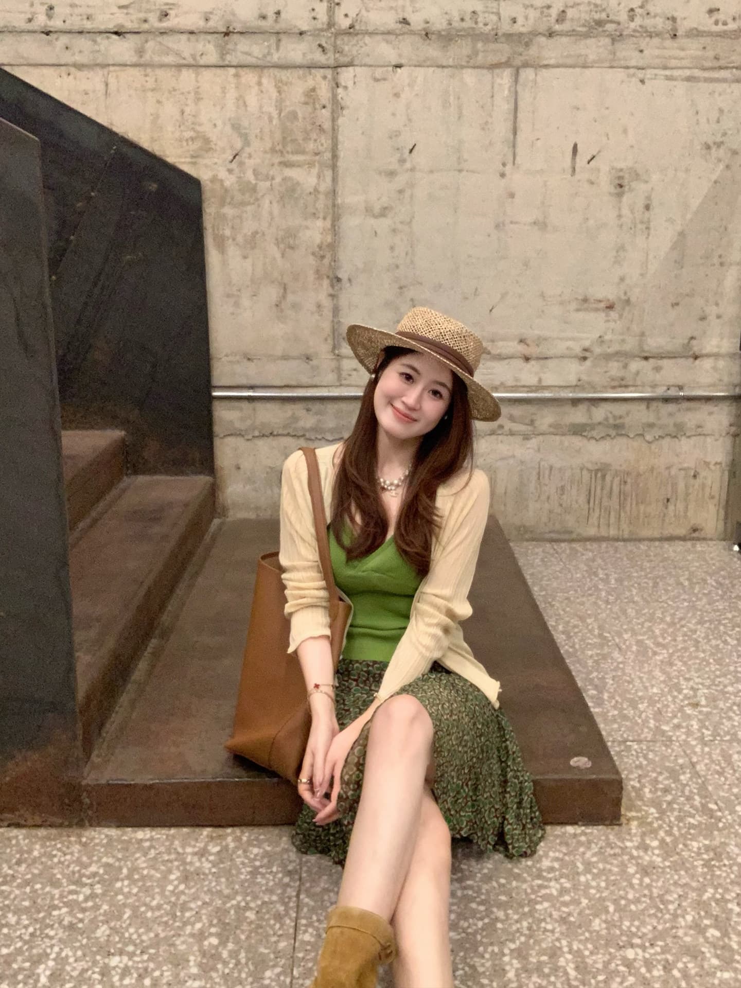 녹색 레오파드 무늬 꽃무늬 반신 스커트 새로운 고유 한 디자인 센스 품격 중간 스커트 여성 이미지 2
