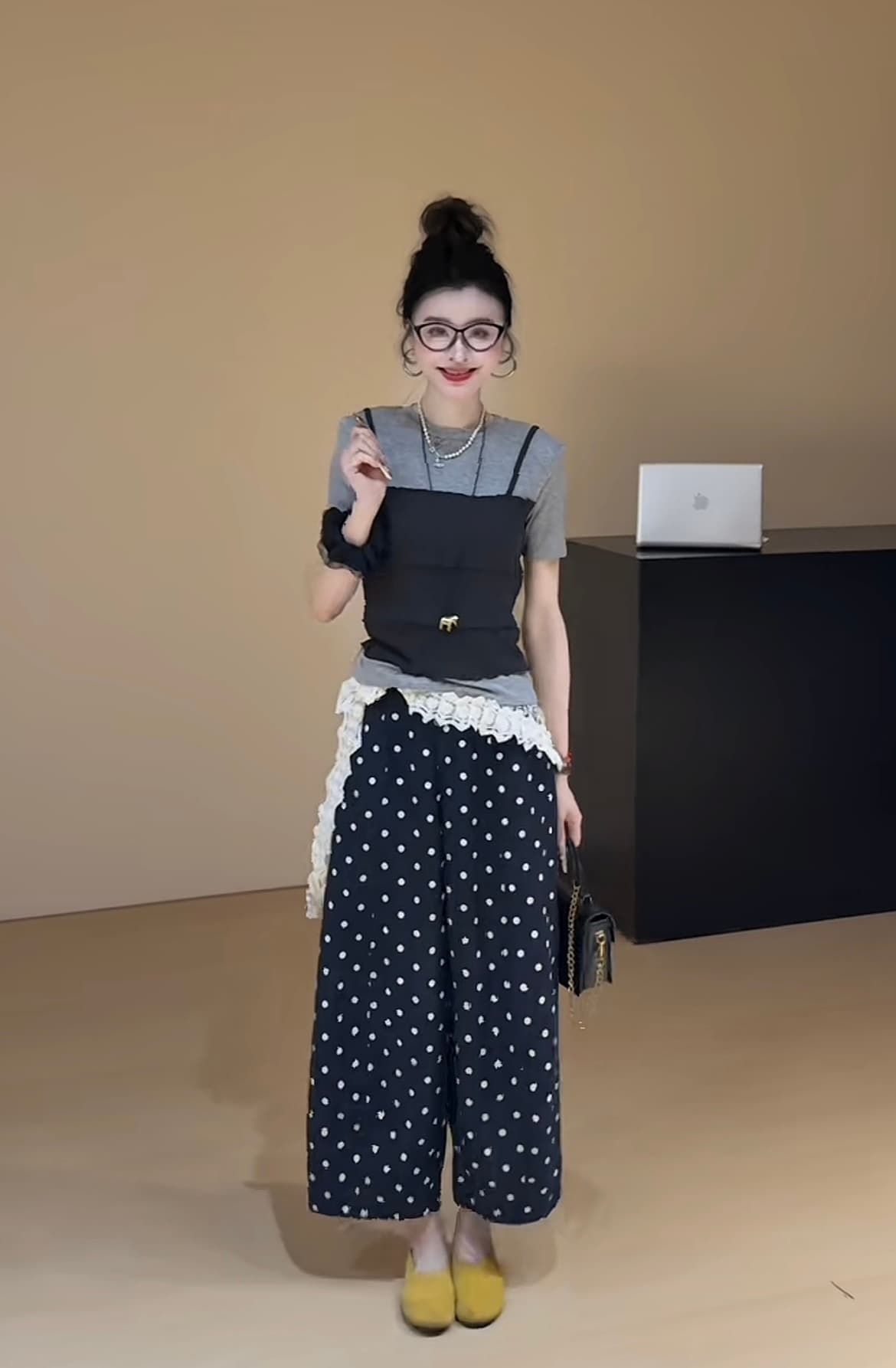 여름 작은 대중 미니멀리즘 디자인 센스 다용도 페이크 레이어드 맨위 도루 센스 도트 무늬 바지 세트 상세 이미지 4