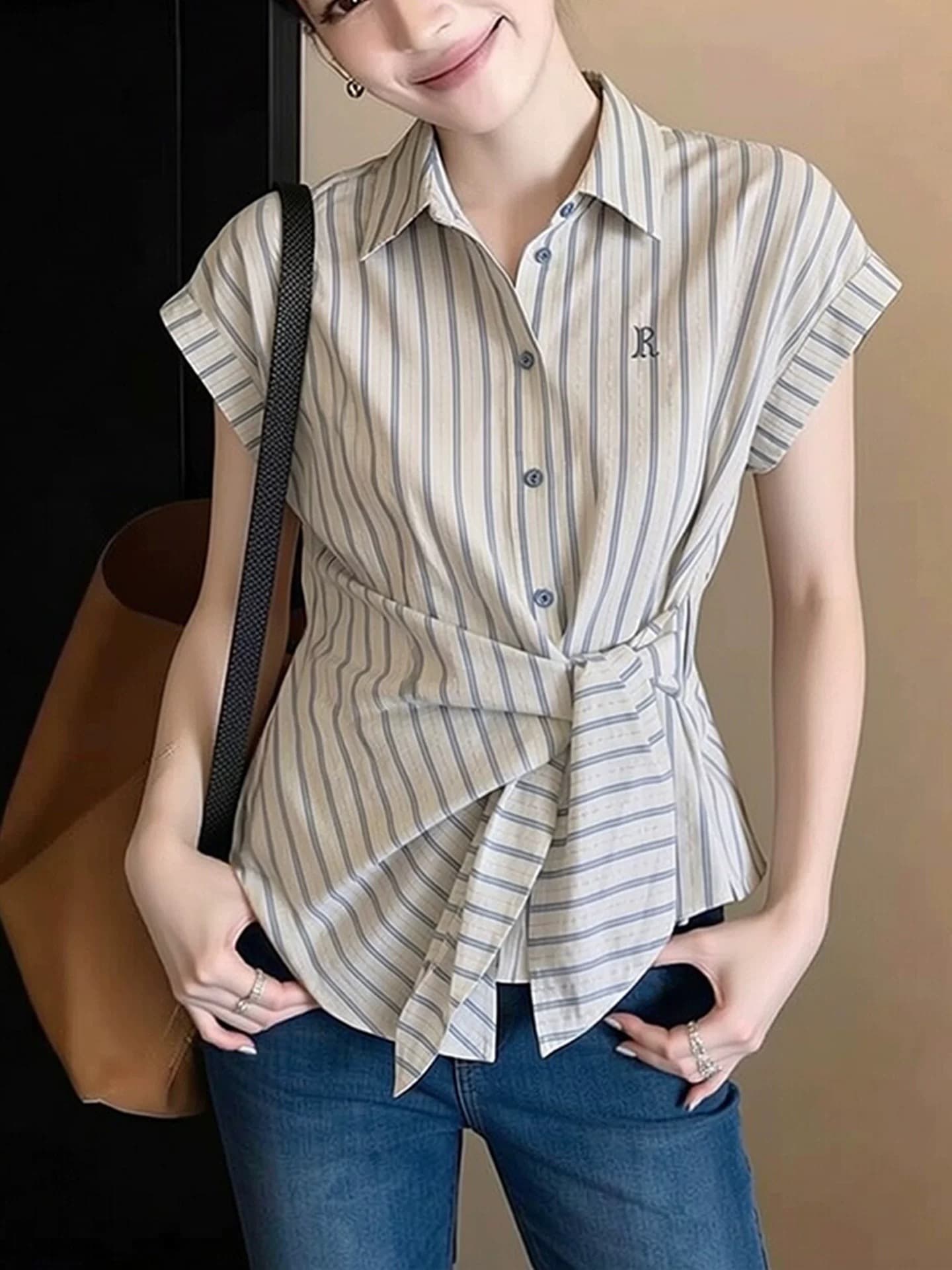 한 부서 품격 POLO 칼라 스트라이프 여성 셔츠 2026 여름 섹션 출퇴근 다용도 슬림해 보이는 어깨 맨위 이미지 2