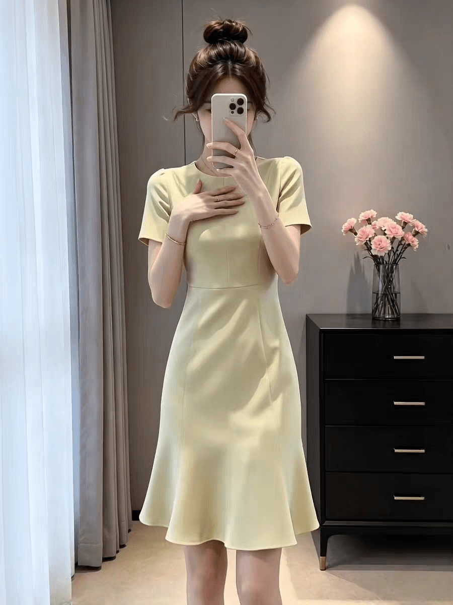 프랑스식 미니멀리즘 품격 라운드 넥 반팔 여성 드레스 여름 새로운 우아함 출퇴근 다용도 슬림해 보이는 인어 꼬리 치마 이미지 3