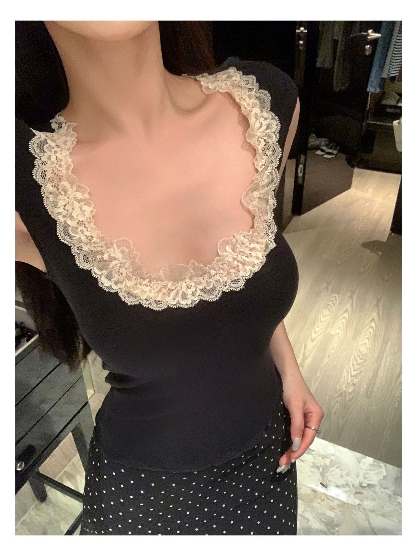 여름 몸매 가꾸기 슬림해 보이는 허리 수축 순수한 욕망 핫걸 작은 맨위 대 u 칼라 레이스 측면 반팔 티셔츠 여성 상세 이미지 6