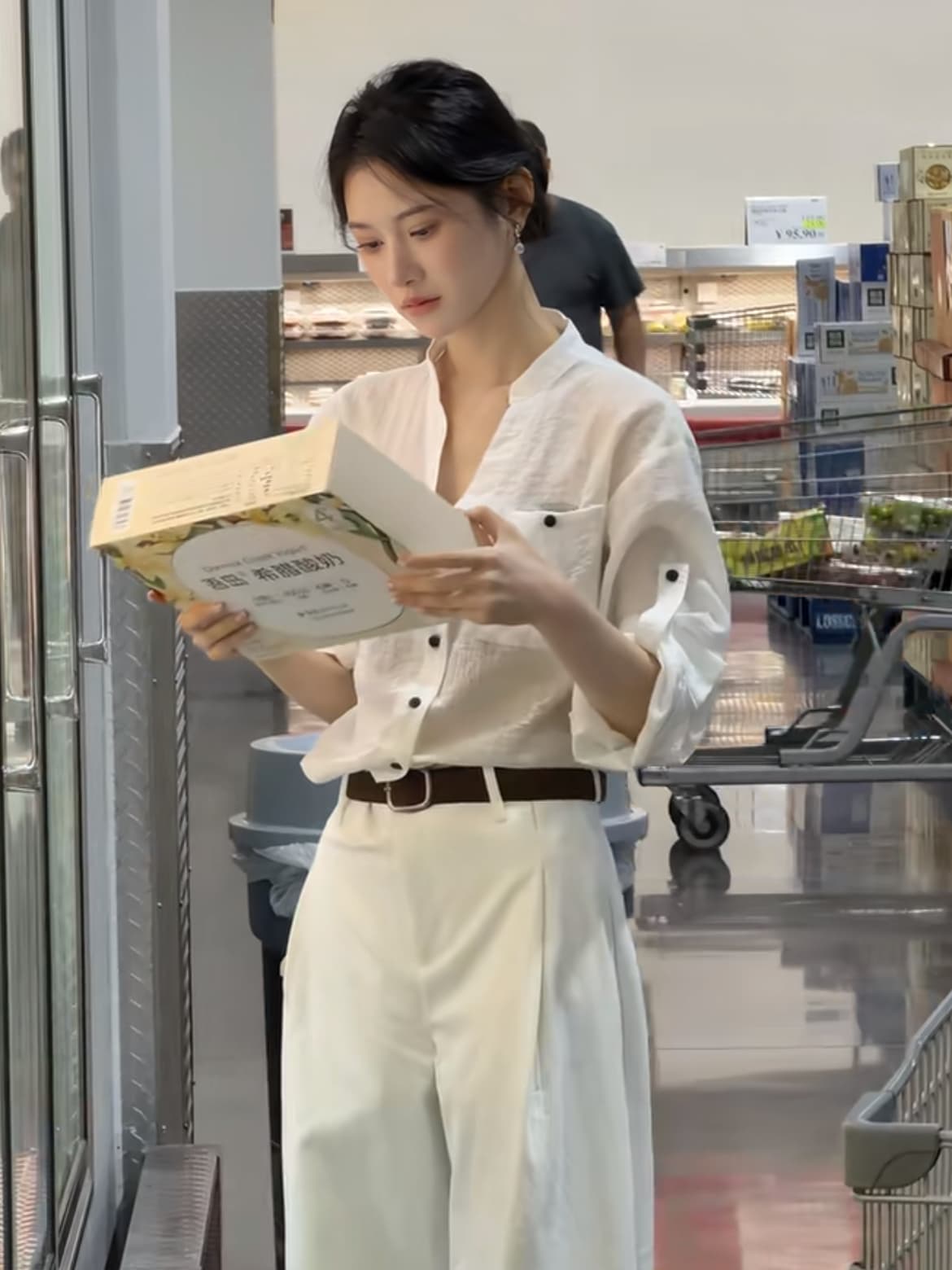 여름 오래된 돈 바람 착용 가져 가라. 익스트림 제인 화이트 아마 세트 여성 V넥 자외선 차단 셔츠 와이드 레그 팬츠 투피스 세트 상세 이미지 2