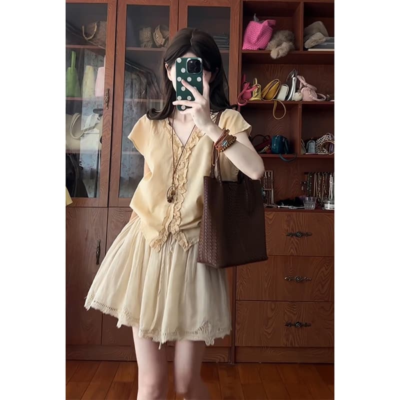 여름 새로운 한 부서 느슨함 센스 프릴 V넥 반팔 셔츠 레이스 반신 치마 세트 상세 이미지 2