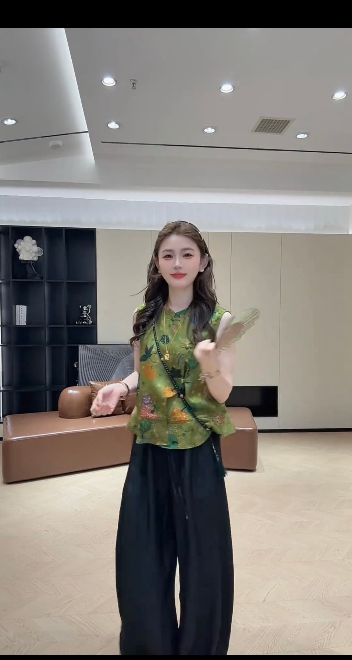 여름 새로운 슬림해 보이는 단추 자카드 레트로 프릴 민소매 작은 셔츠 상세 이미지 1