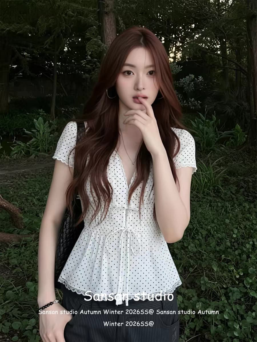 도트 무늬 V 넥 셔츠 상세 이미지 4