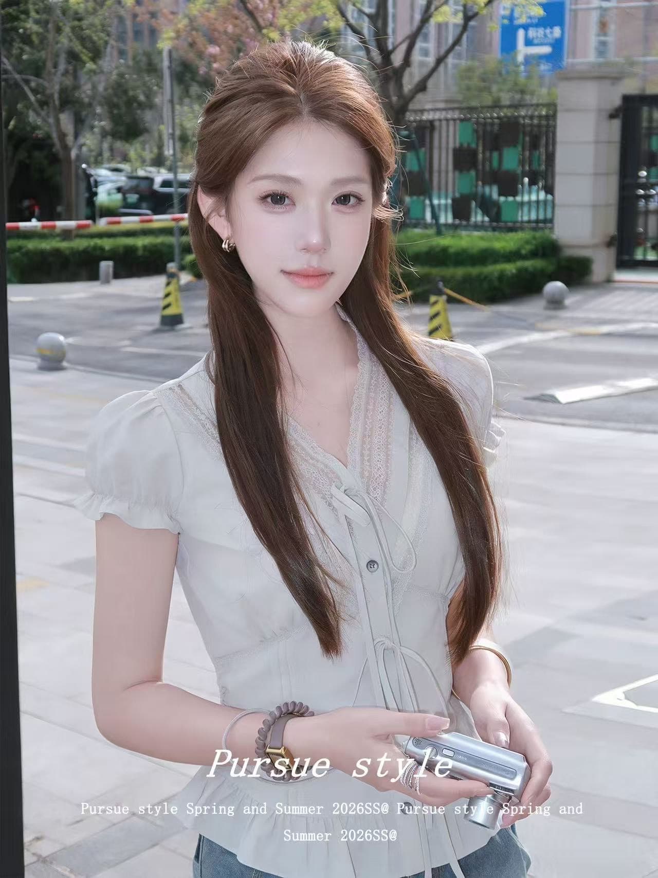 프랑스식 V넥 레이스 여성 셔츠 여름 거품 소매 반팔 셔츠 디자인 센스 맨위