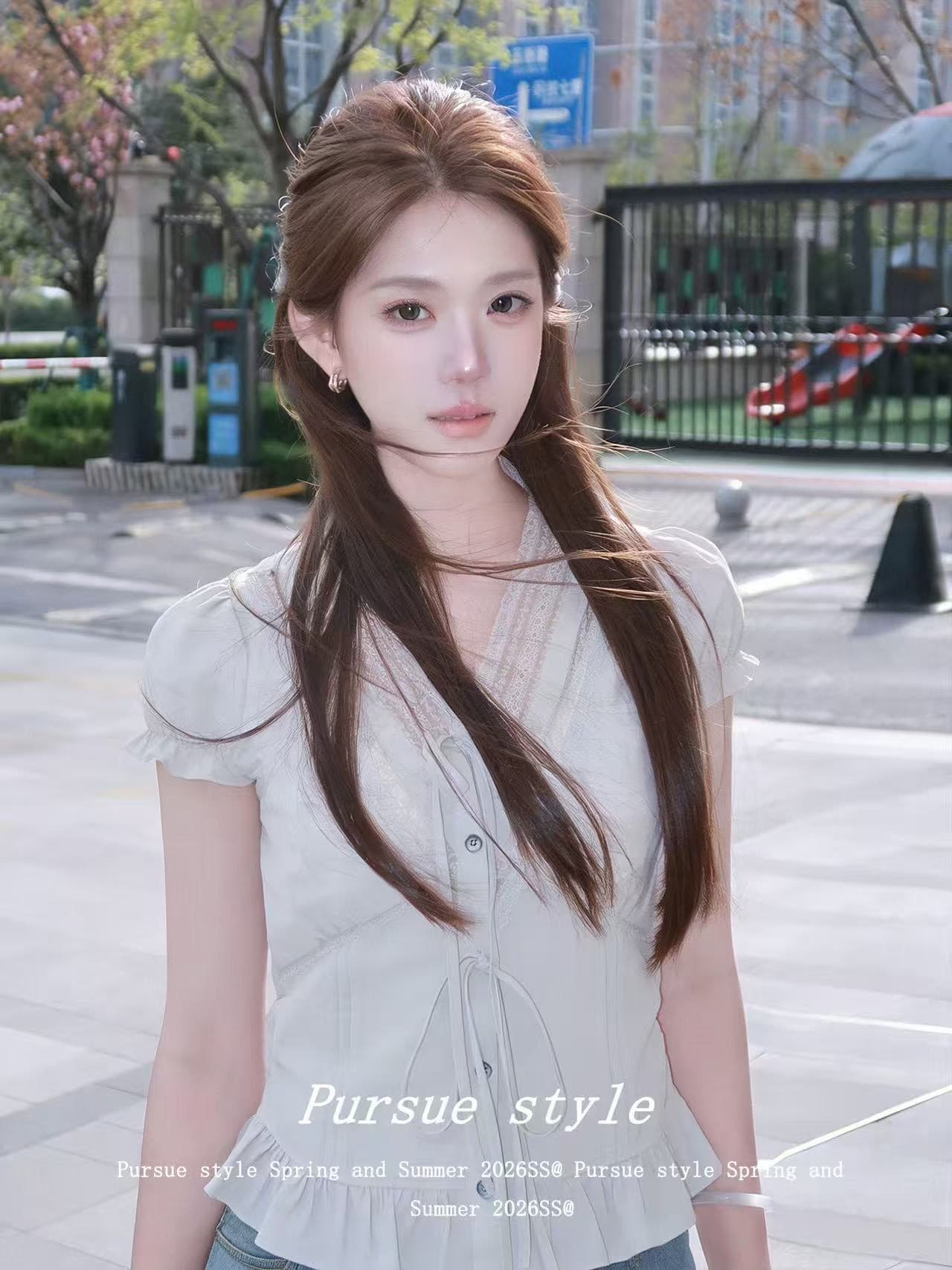 프랑스식 V넥 레이스 여성 셔츠 여름 거품 소매 반팔 셔츠 디자인 센스 맨위 상세 이미지 4