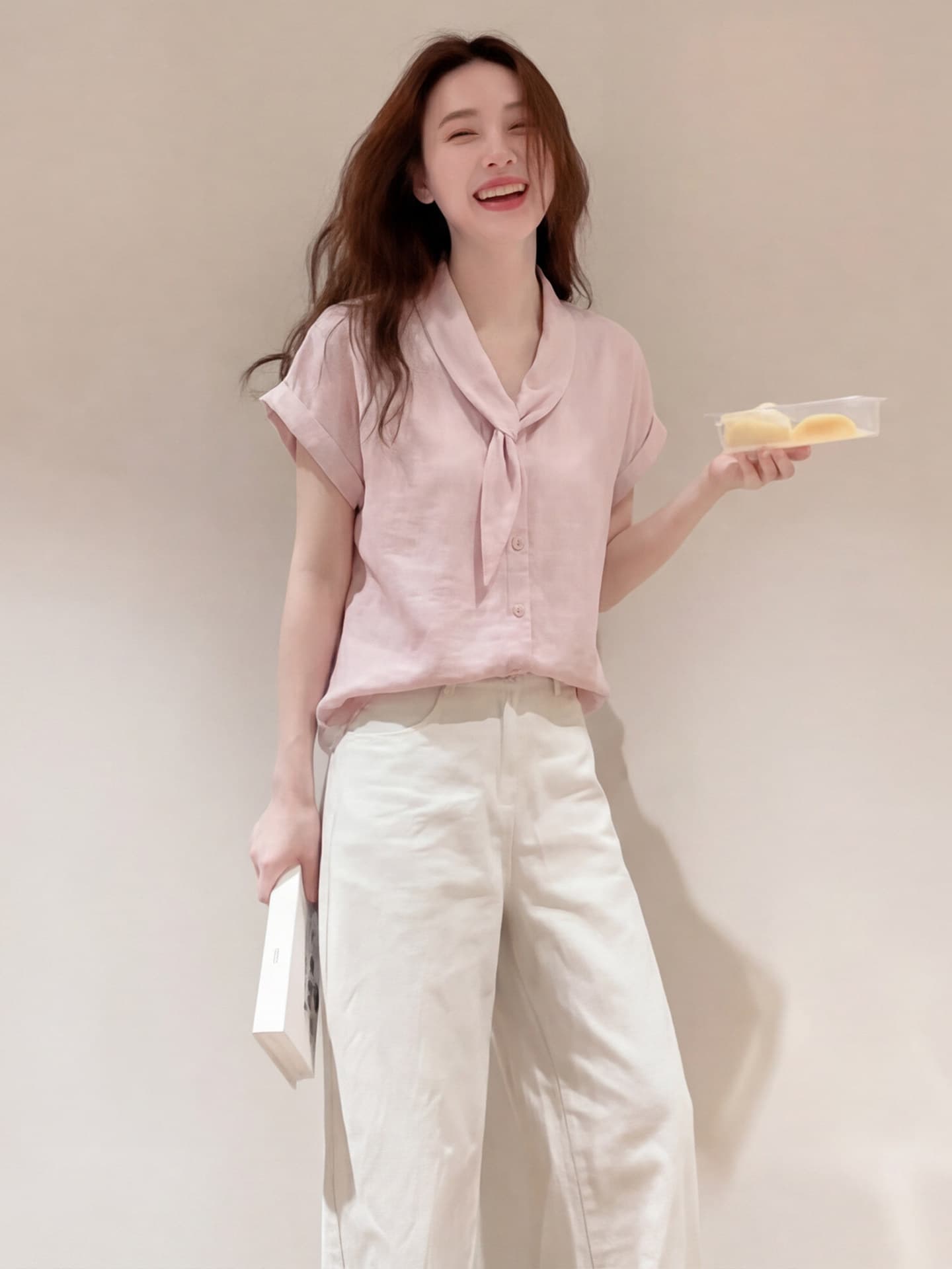핑크색 리본 칼라 루즈핏 반팔 셔츠 여성 셔츠 2026 여름 새로운 프랑스식 사소한 아름다운 외국 가스 맨위 상세 이미지 2