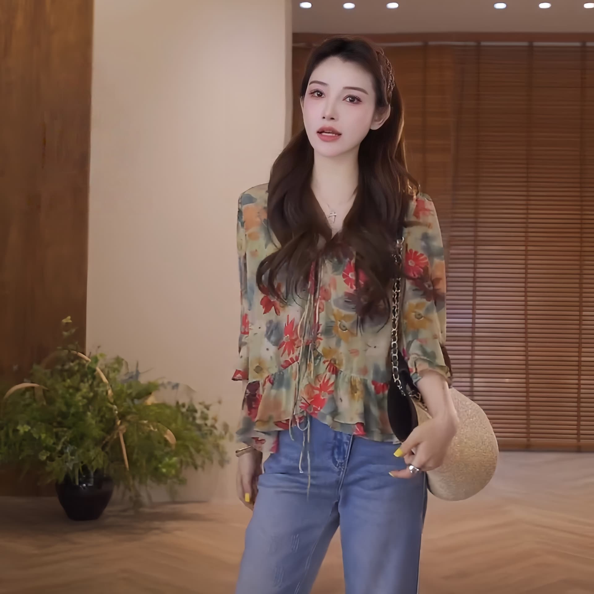 프랑스식 레이스업 꽃무늬 셔츠 여성 여름 새로운 고급 고유 한 잘 생긴 아름다운 외국 가스 Chic 작은 셔츠 맨위 이미지 4