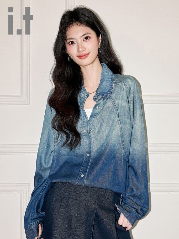 봄 가을 루즈핏 슬림해 보이는 레트로 그라데이션 데님 여성 셔츠 디자인 센스 작은 대중 맨위 서비스 외출용 스택 착용 여성