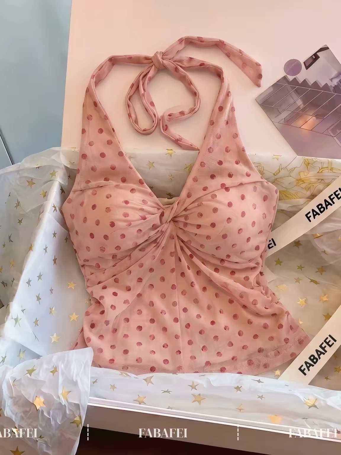 여름 디자인 센스 핑크색 핫걸 도트 무늬 행침 목 캐미솔 작은 대중 섹시함 몸매 가꾸기 비틀림 민소매 맨위