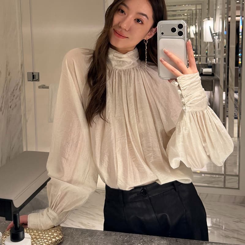 화이트 브라운 프랑스식 스탠드 칼라 궁정 바람 여성 셔츠 봄 새로운 도루 Pleat 디자인 센스 벌룬 소매 긴팔 맨위 상세 이미지 1