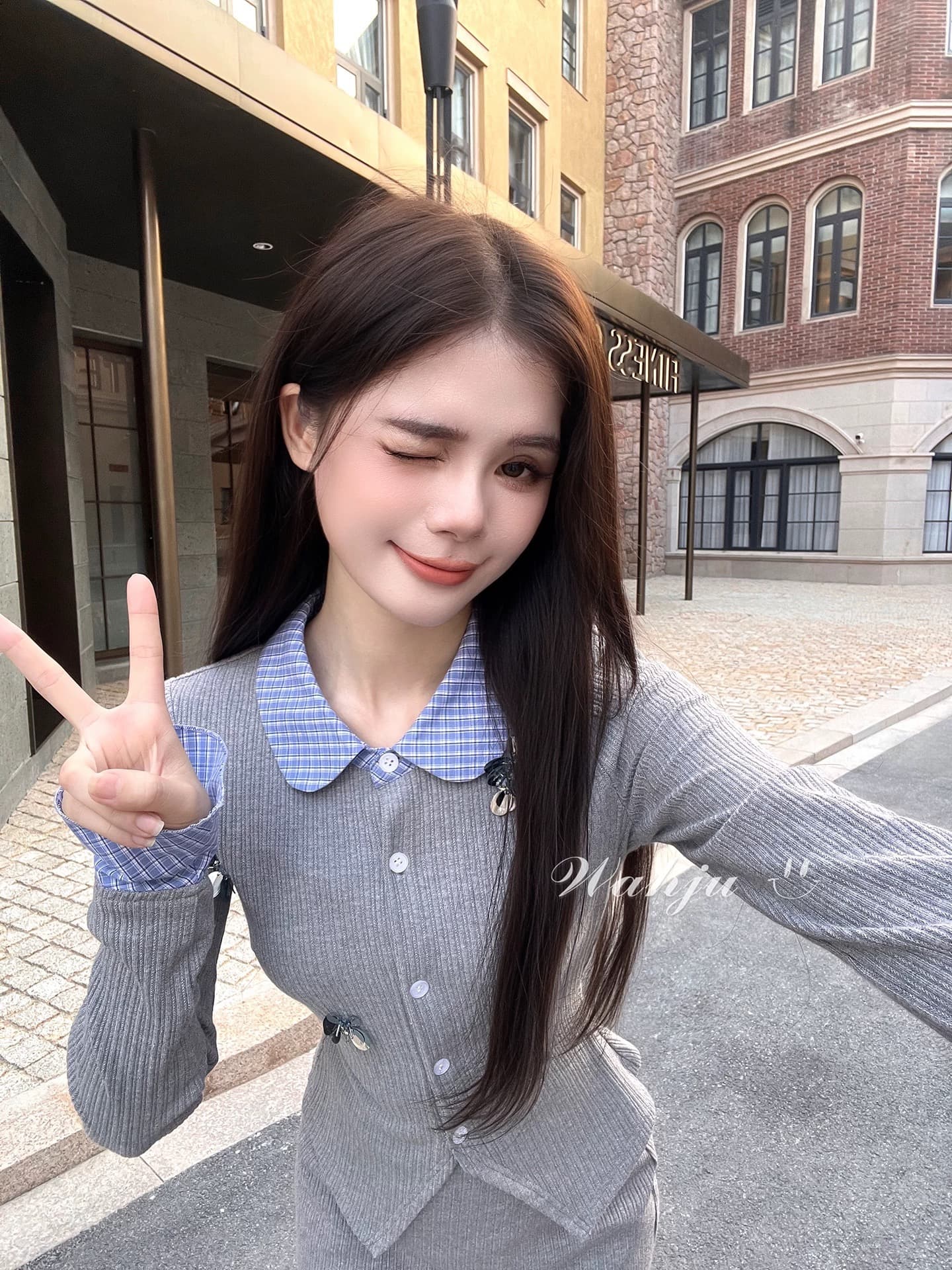 2026 가을 miu 부서 꽃 체크무늬 네클라인 패치워크 디자인 맨위 여성 반 스커트 상세 이미지 1