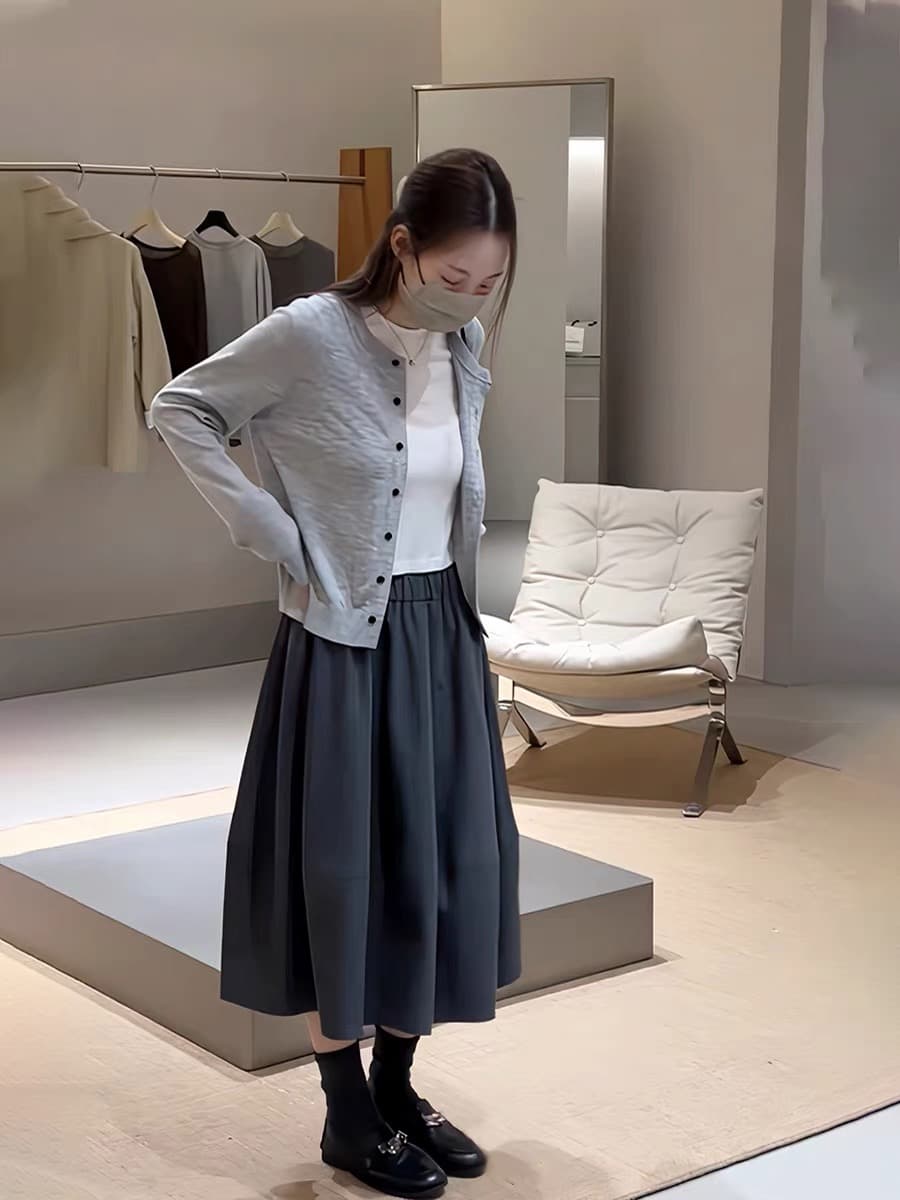 회색 오픈 가디건 반신 치마 세트 이미지 2