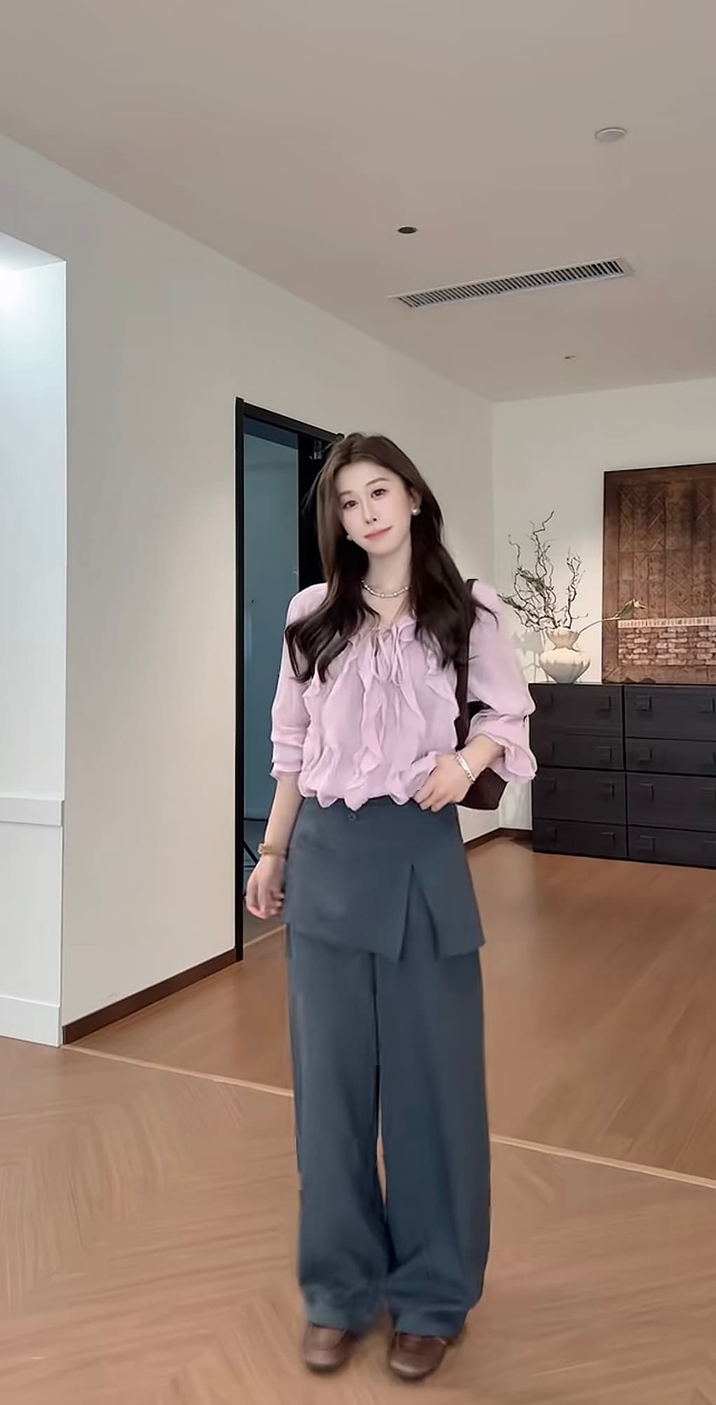 한 부서 디자인 센스 작은 대중 페이크 레이어드 슬림해 보이는 탈착식 방귀 커튼 치마바지 정장 바지 플러스 핑크색 레이스 셔츠 이미지 5